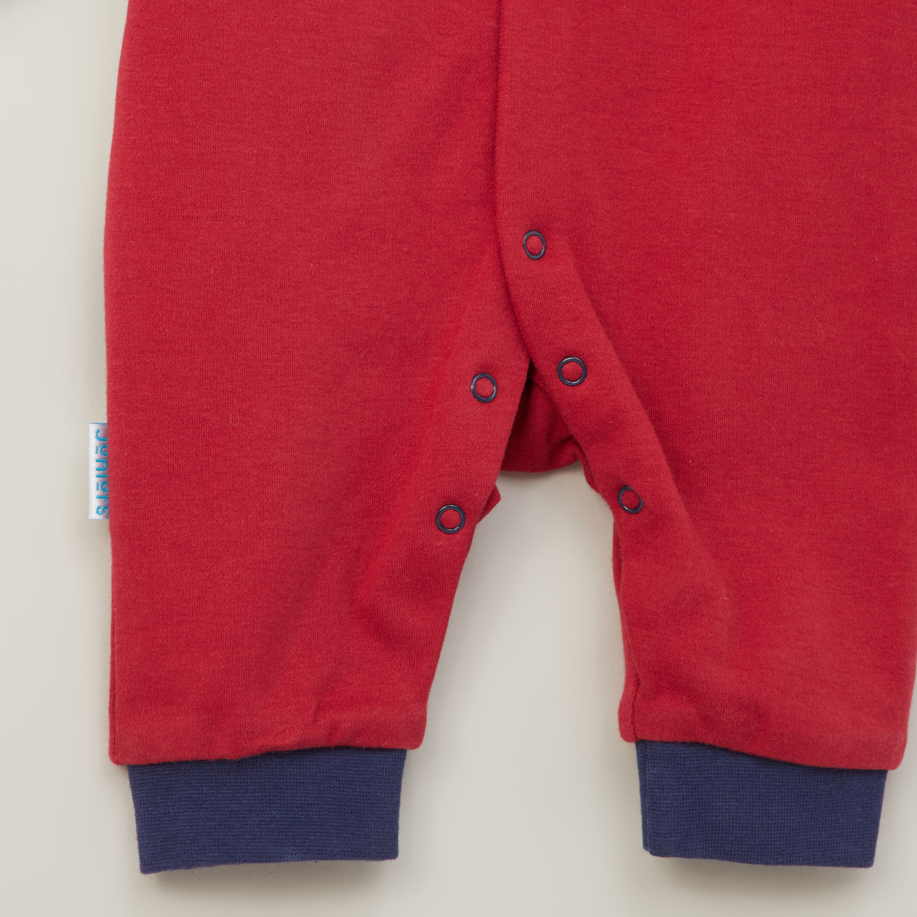 Juniors Textured Sleepsuit with Round Neck and Long Sleeves-baby-boys-clothing-nightwear-sleepsuits-image-4