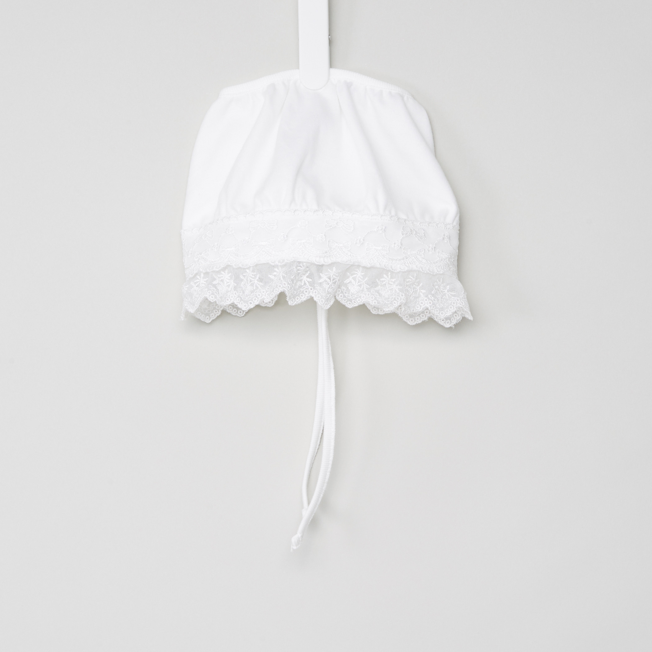 قبعة بونيه بتفاصيل دانتيل من جيجلز-baby-girls-accessories-caps-image-1