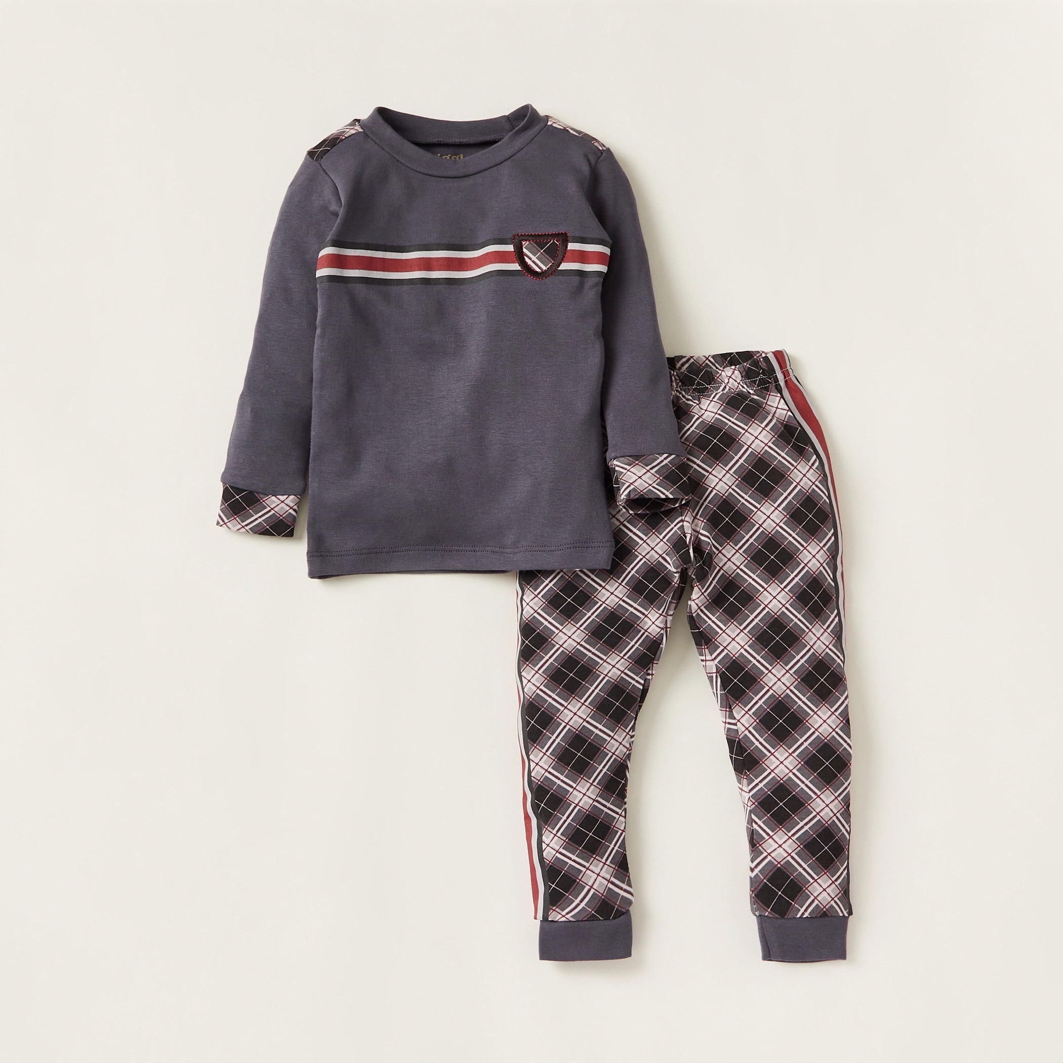 Buy Giggles Long Sleeves T shirt and Chequered Pyjama Set Online