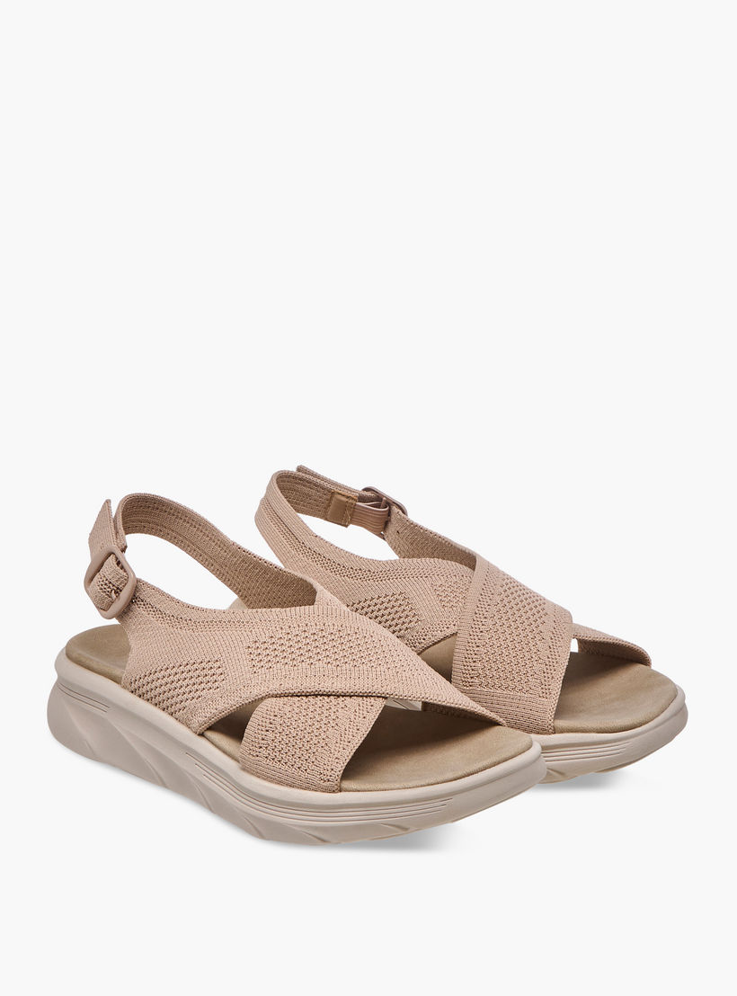 صندل بارز الملمس بأحزمة متقاطعة وإبزيم إغلاق من فلورا بيلا-women-shoes-flats-sandals-image-1
