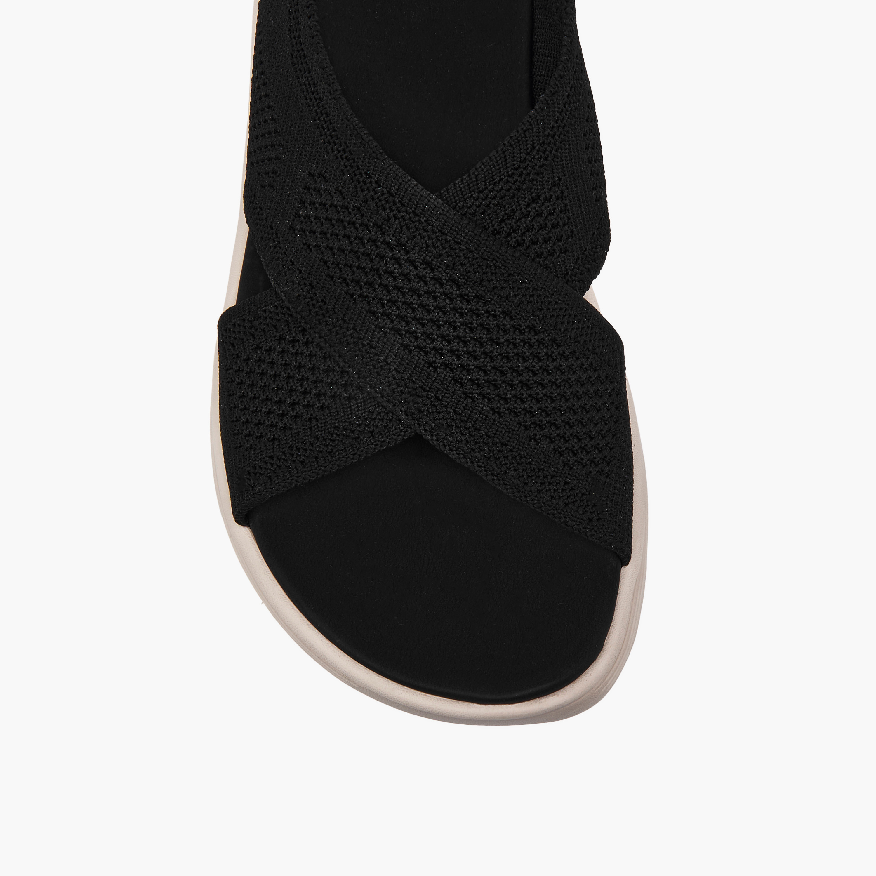 صندل بارز الملمس بأحزمة متقاطعة وإبزيم إغلاق من فلورا بيلا-women-shoes-flats-sandals-image-4