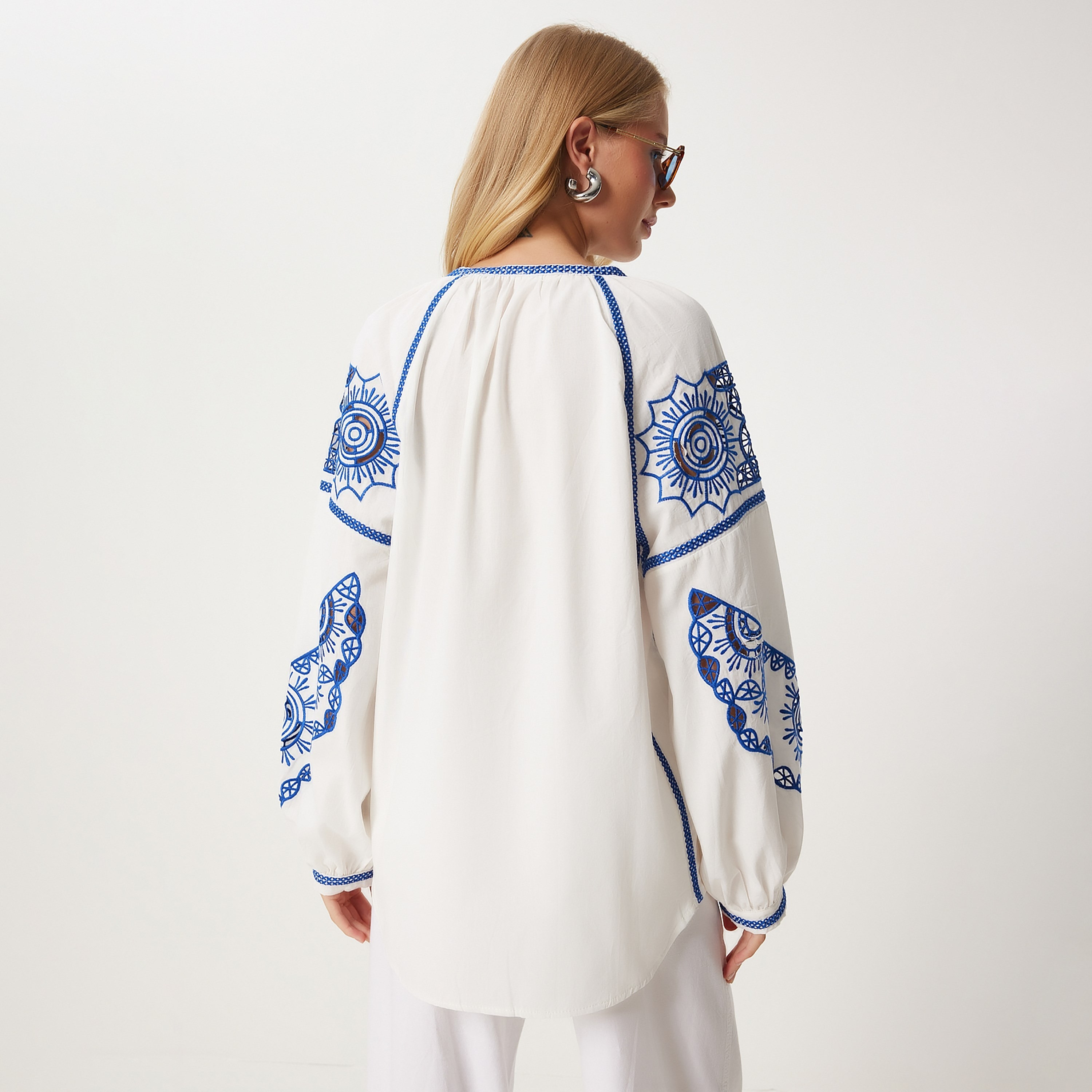 سعادة إسطنبول تطريز قصير الأكمام الرجلان قميص نسائي أبيض بوبلين-women-clothing-shirtsandblouses-shirts-image-3