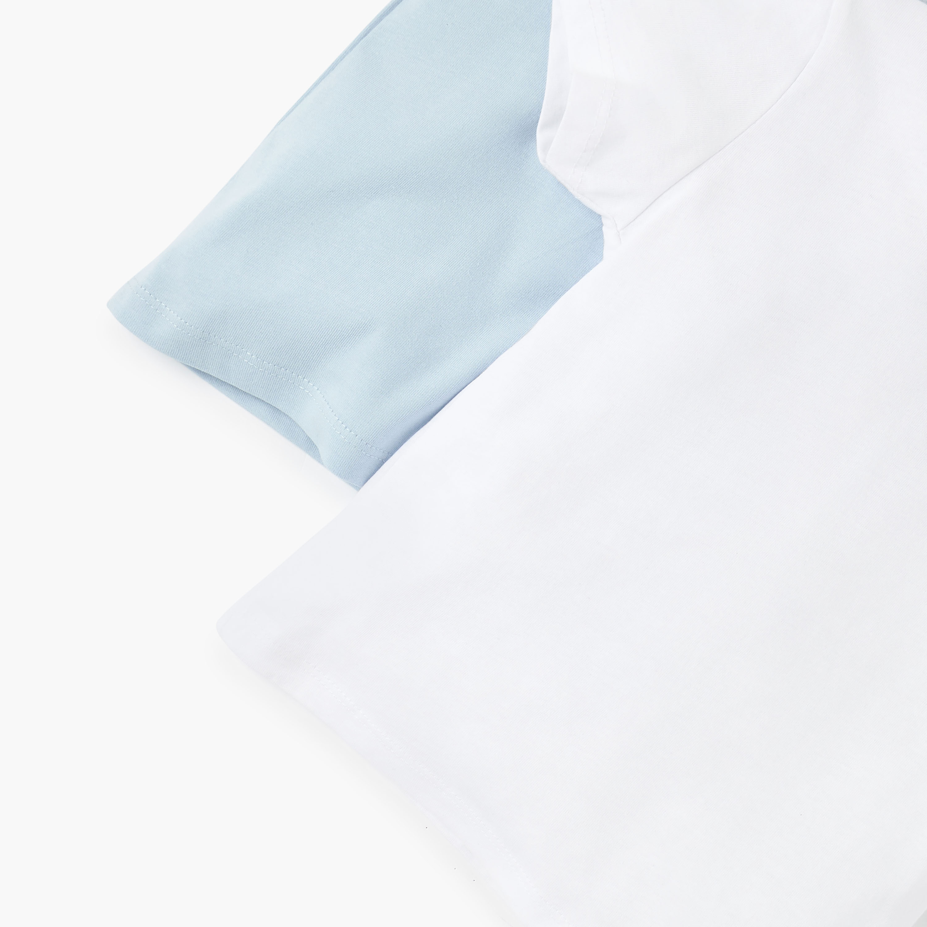 تيشيرت بياقة ضيقة من جونيورز - طقم من قطعتين-baby-boys-clothing-multipacks-image-5