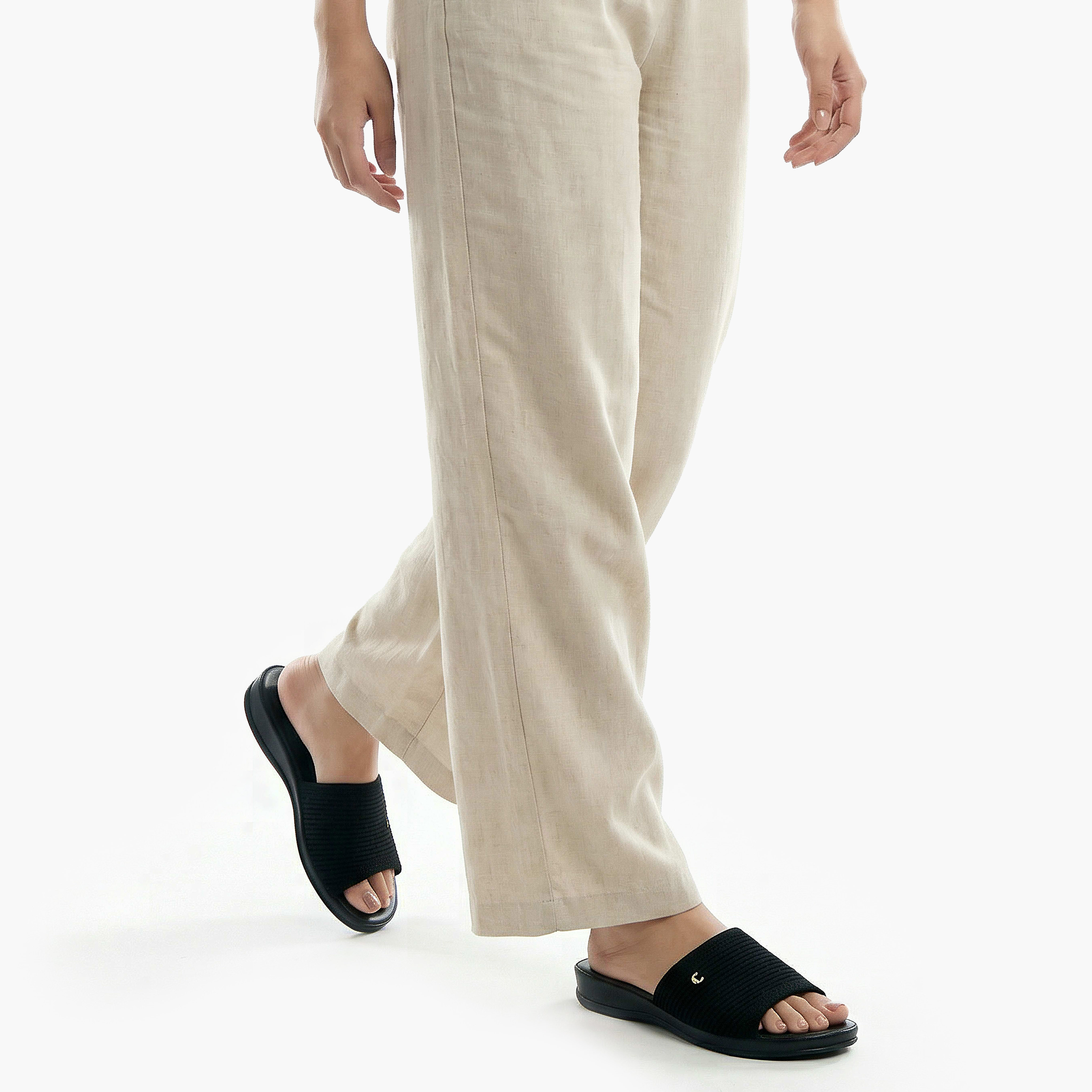 صندل فلانيت بارز الملمس للنساء من لو كونفورت-women-shoes-sandals-flats-image-6