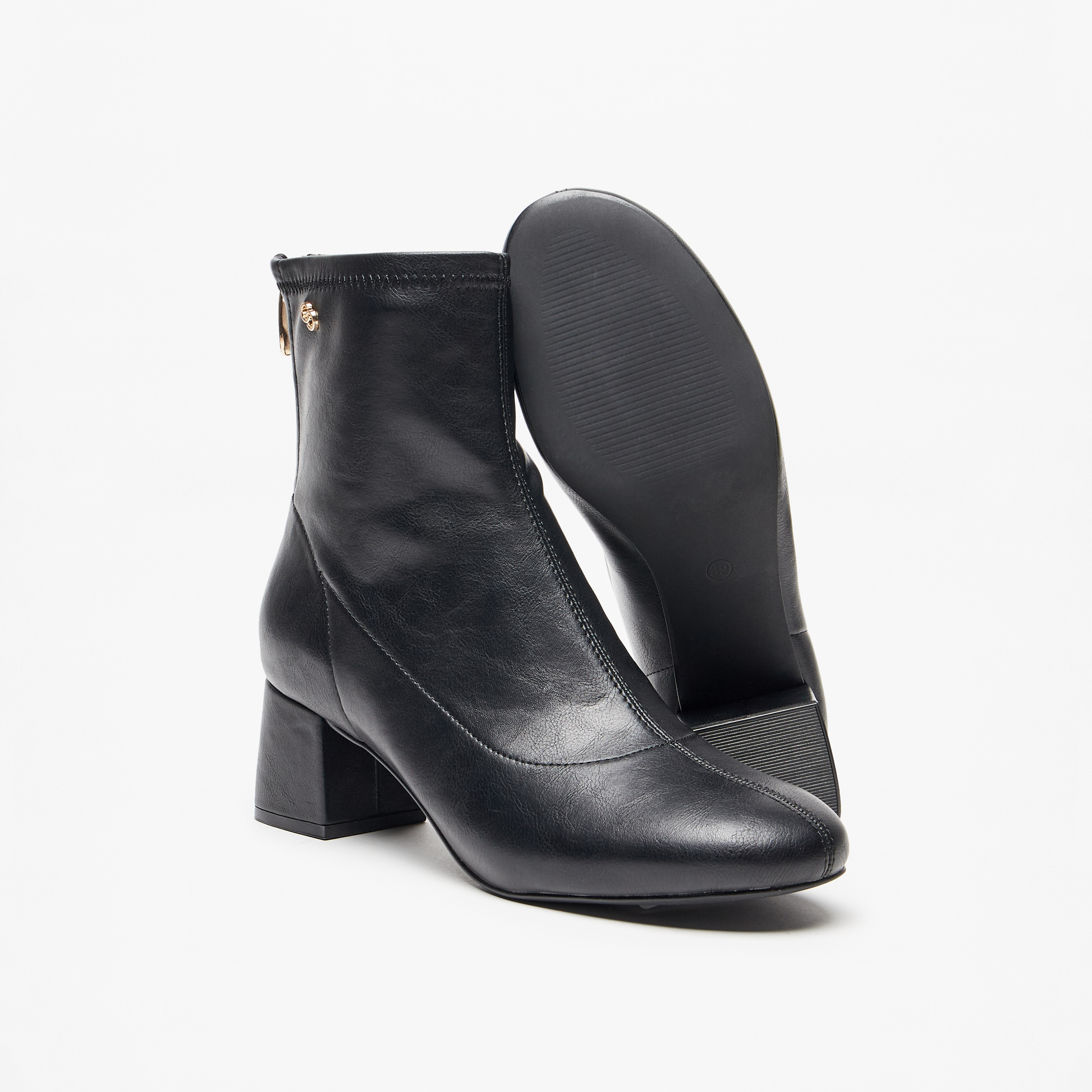 بوت سادة بطول الكاحل وسحاب إغلاق وكعب سميك للنساء من سيليست-women-shoes-boots-image-4