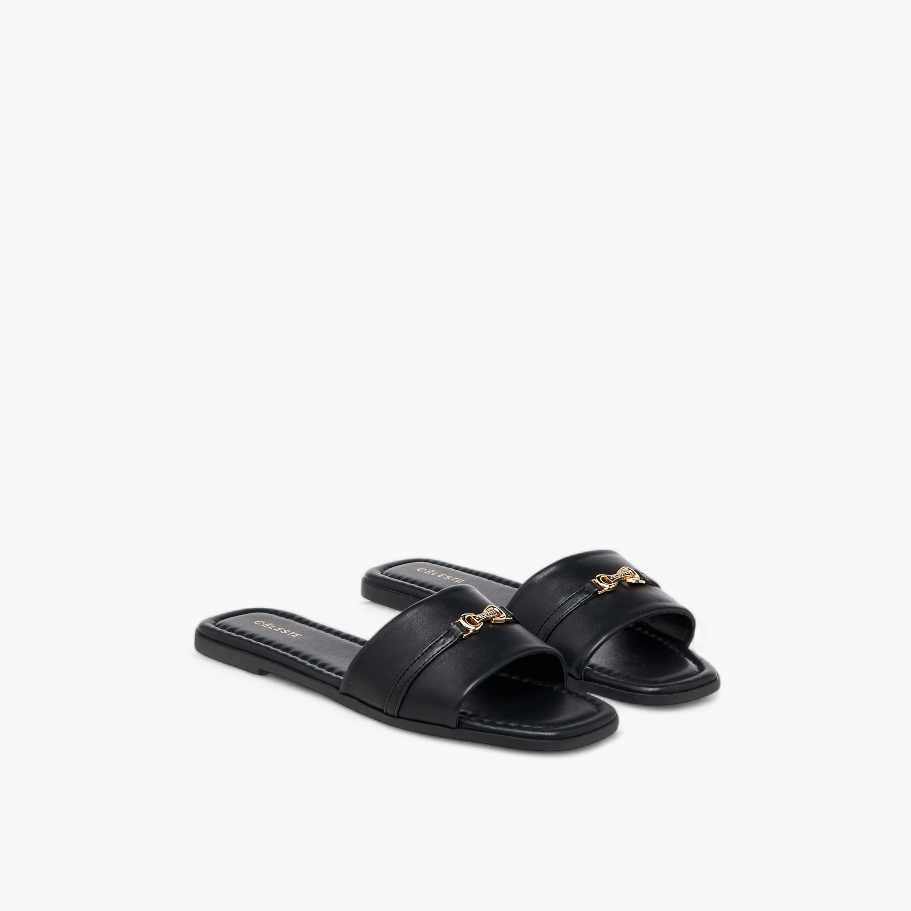 صندل سهل الارتداء بتفصيل إبزيم للنساء من سيليست-women-shoes-flats-sandals-image-6