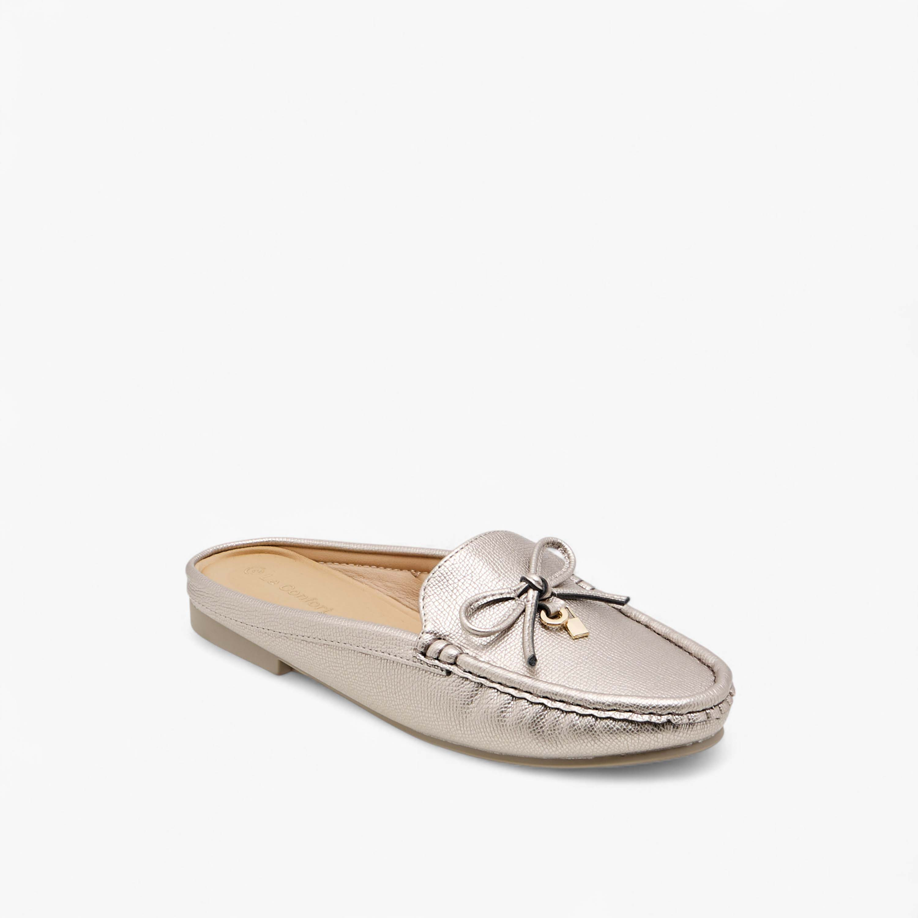 حذاء ميول سهل الارتداء بتفاصيل فيونكة من لو كونفورت-women-shoes-flats-mules-image-3