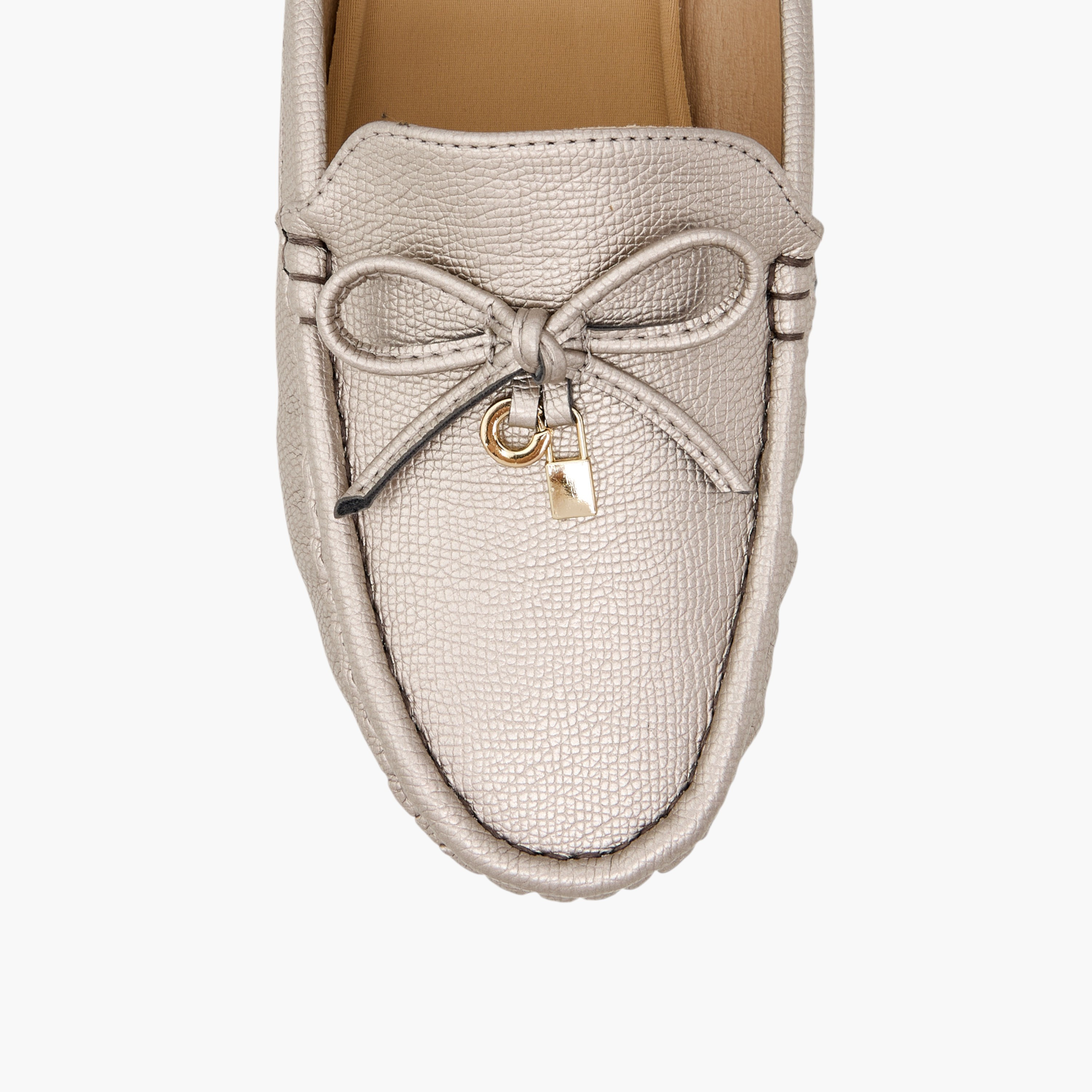 حذاء ميول سهل الارتداء بتفاصيل فيونكة من لو كونفورت-women-shoes-flats-mules-image-5