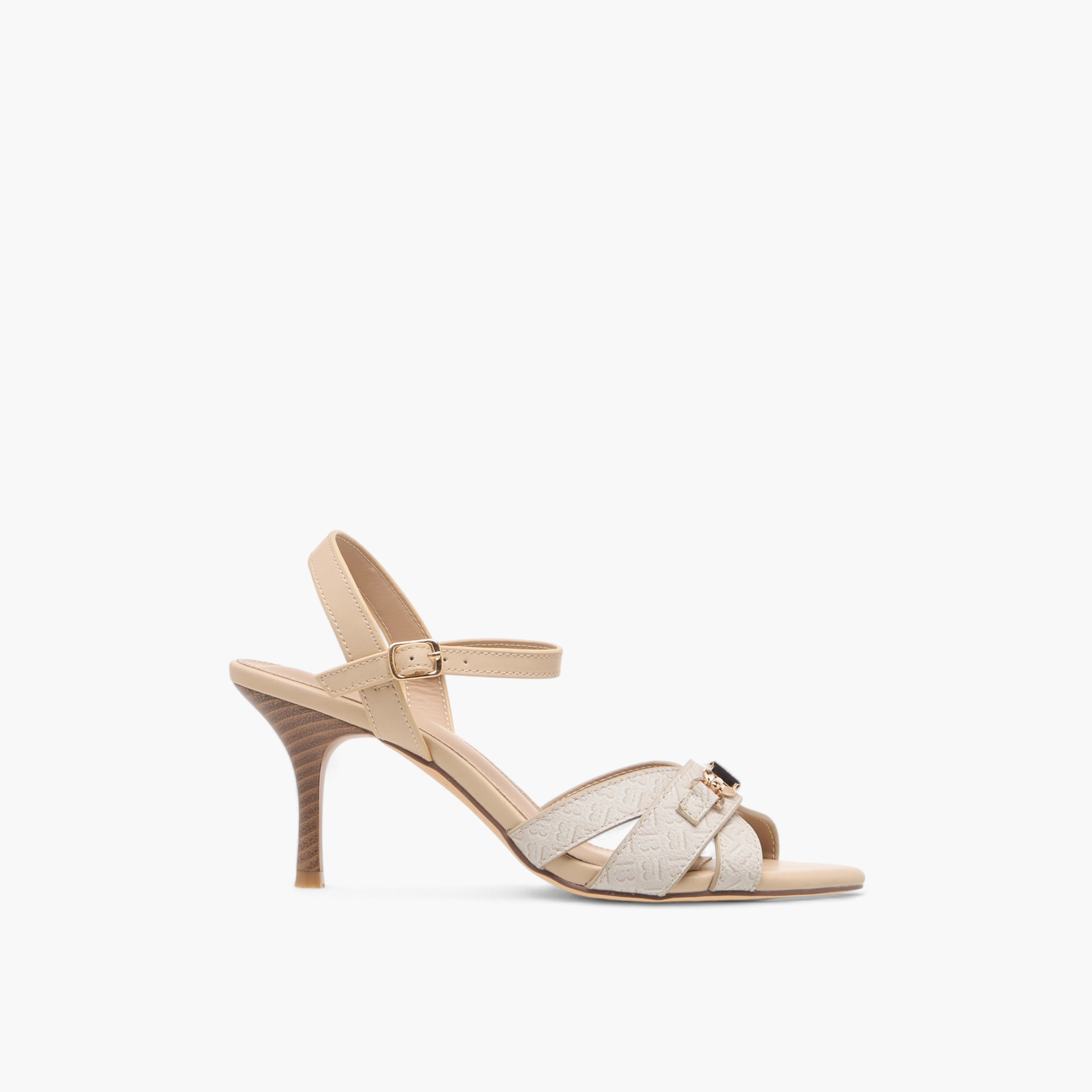 صندل بكعب ستيليتو وإبزيم إغلاق وطبعات مونوجرام من فلورا بيلا-women-shoes-sandals-heeled-image-3