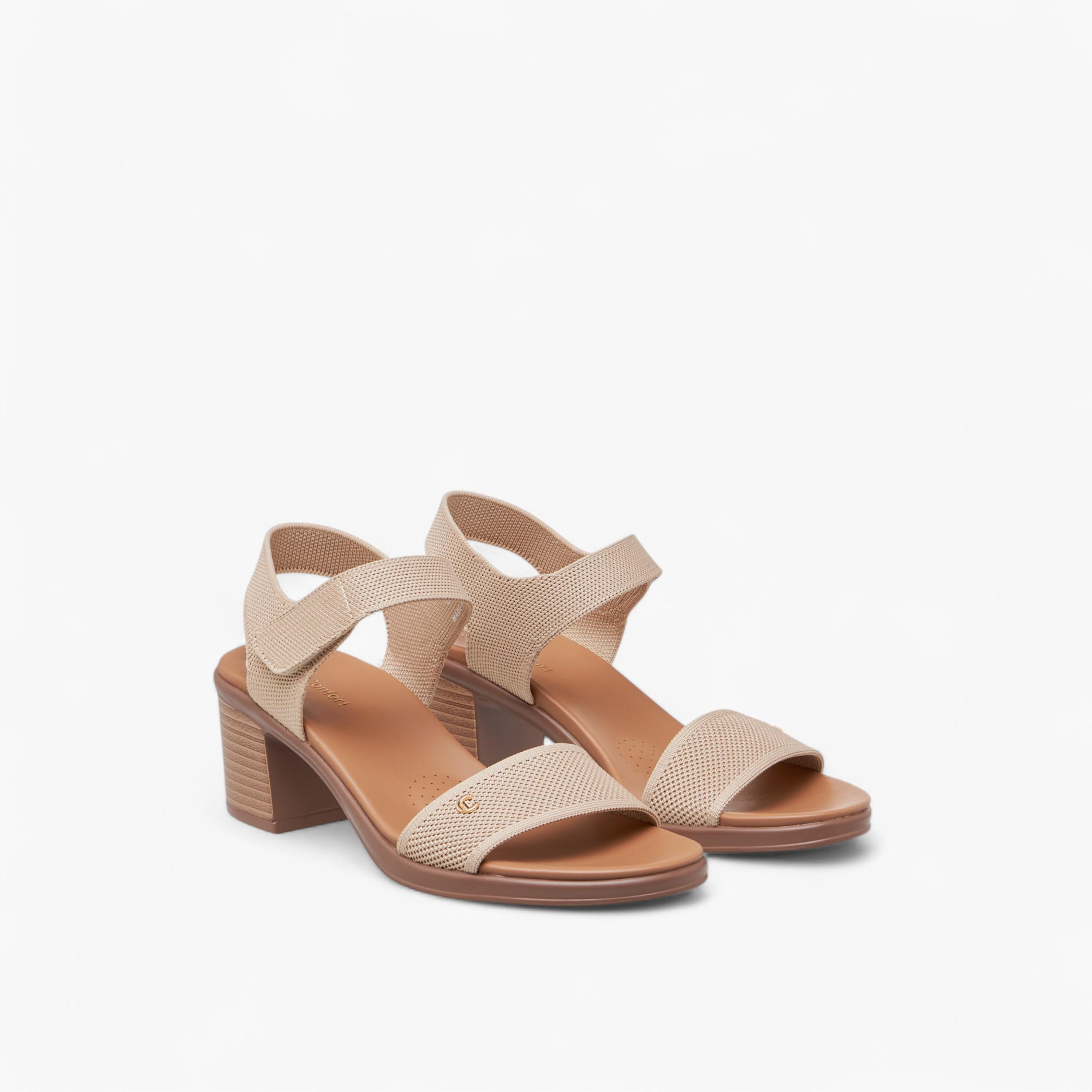 صندل بارز الملمس بشبكة فلاينت وكعب سميك من لو كونفورت-women-shoes-sandals-heeled-image-1