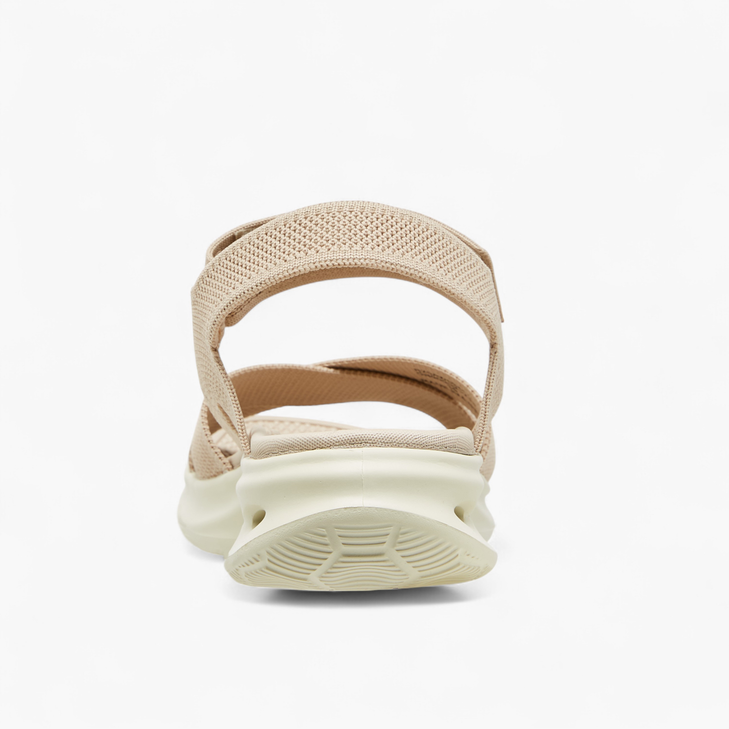 صندل بارز الملمس بحزام متقاطع وشريط إغلاق لاصق من لو كونفورت-women-shoes-sandals-heeled-image-4