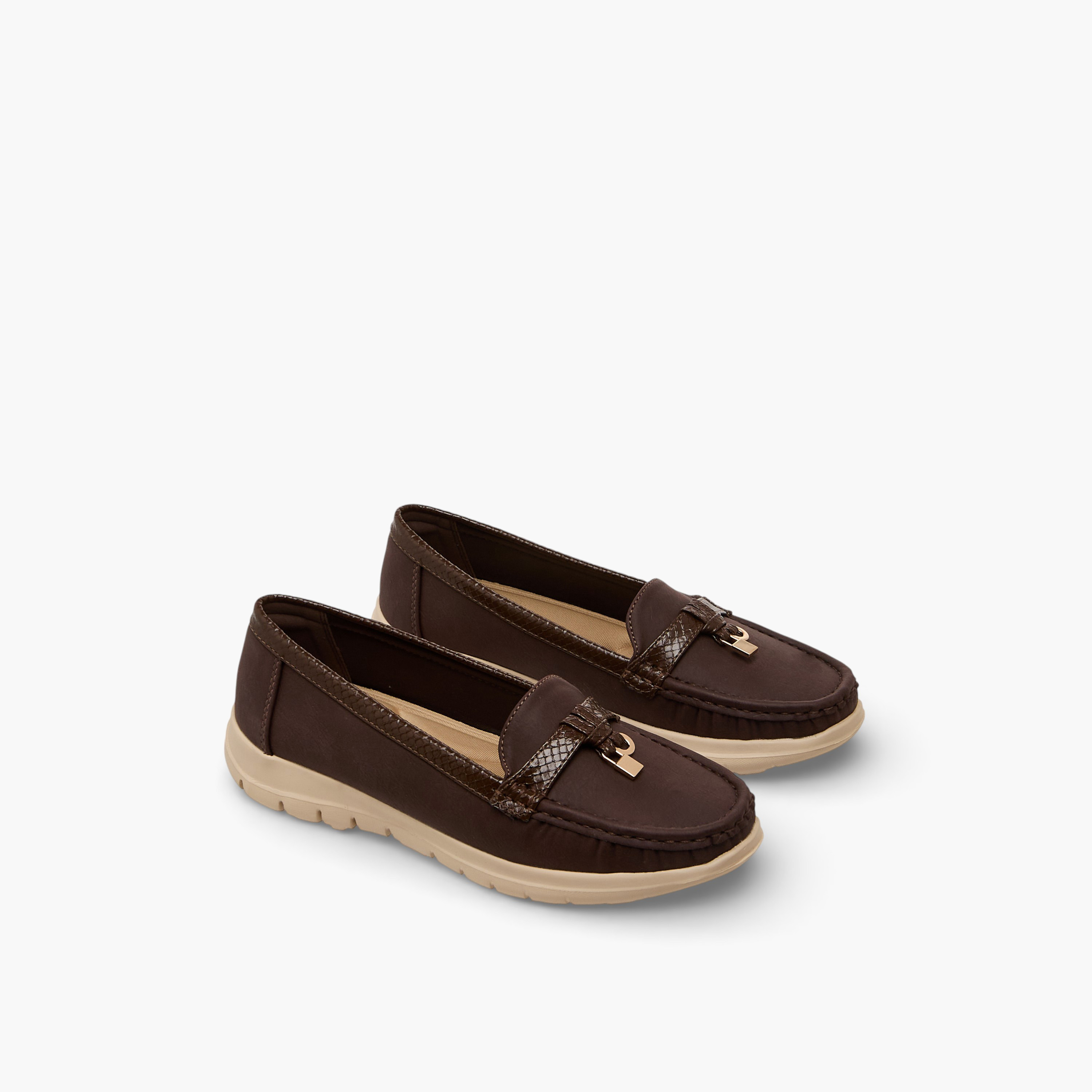 حذاء لوفر جلد سويدي بتفاصيل تعليقة للنساء من لو كونفورت-women-shoes-loafersandmoccasins-image-1