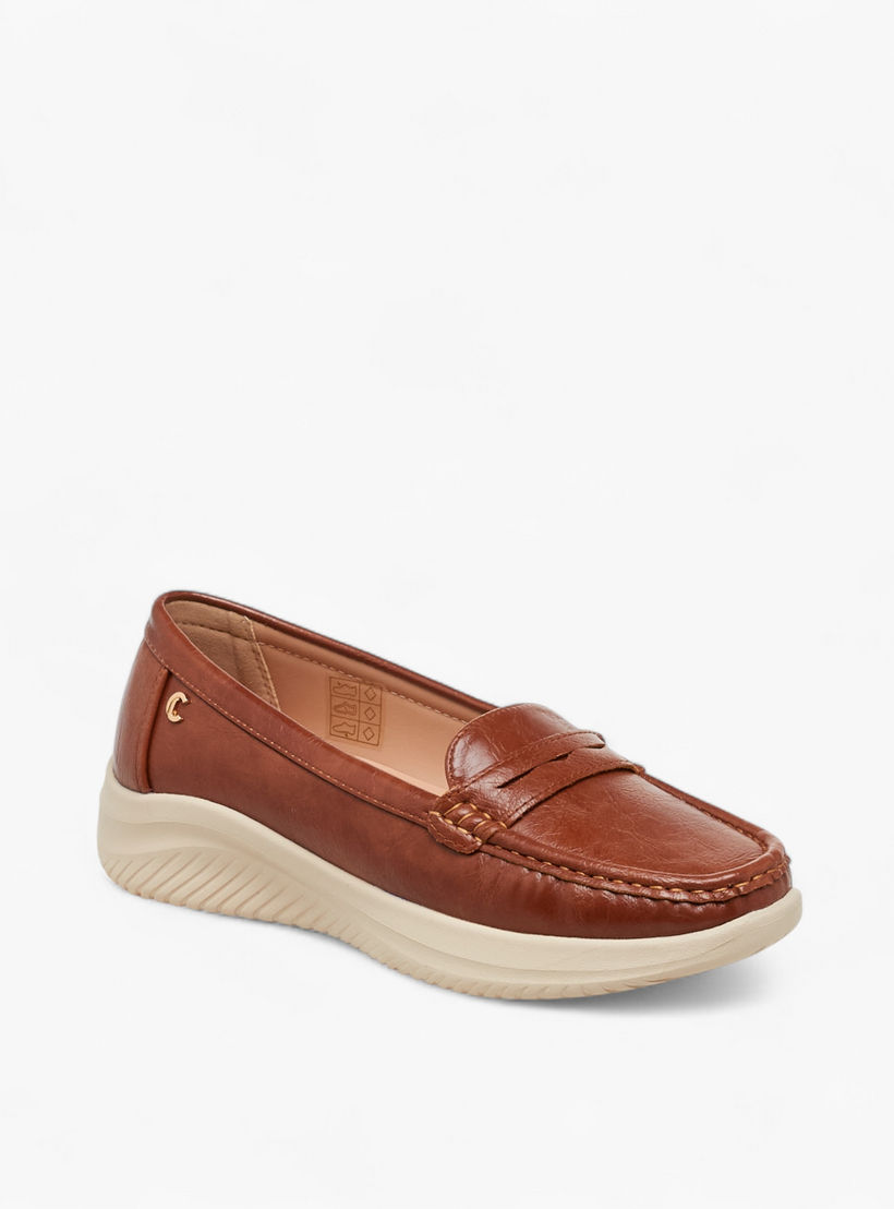 حذاء لوفر بتفاصيل مفرغة للنساء من لو كونفورت-women-shoes-loafersandmoccasins-image-2