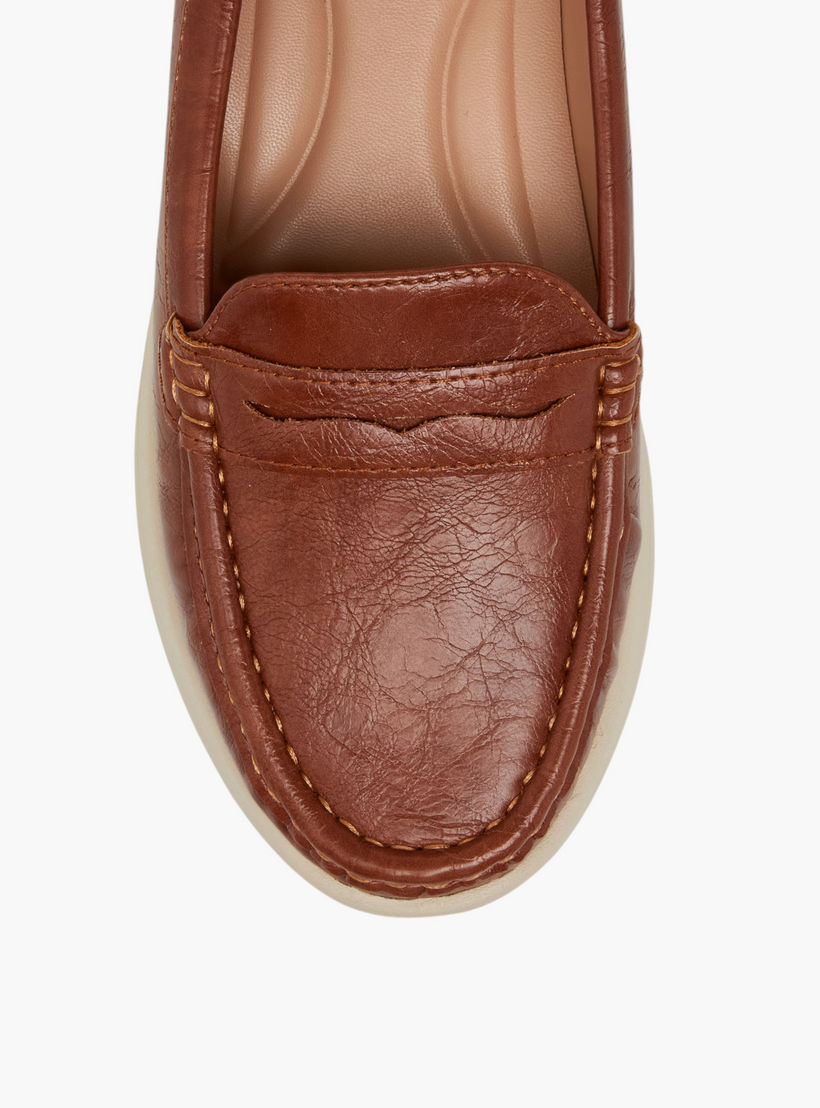 حذاء لوفر بتفاصيل مفرغة للنساء من لو كونفورت-women-shoes-loafersandmoccasins-image-4
