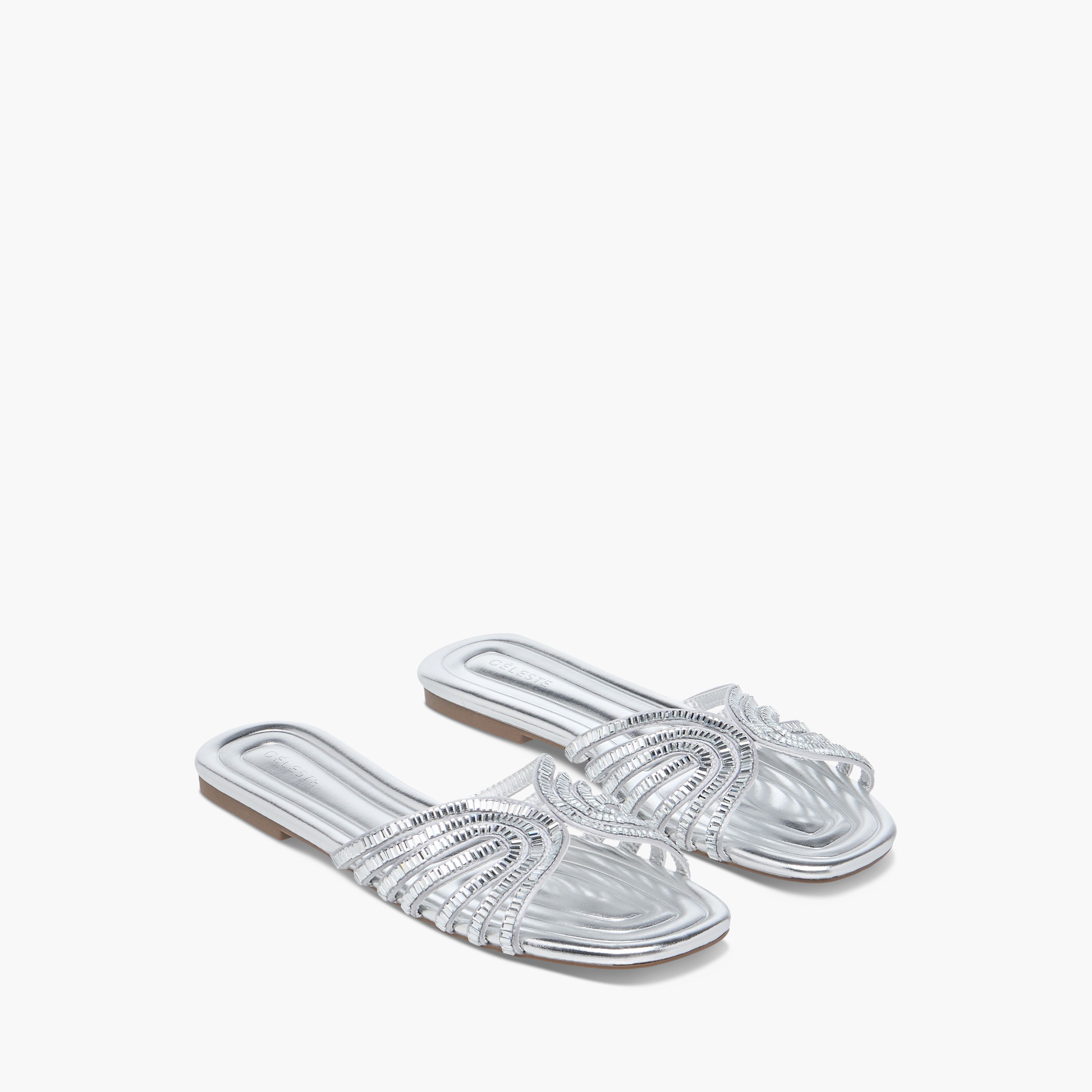 صندل مزين سهل الارتداء للنساء من سيليست-women-shoes-flats-sandals-image-6