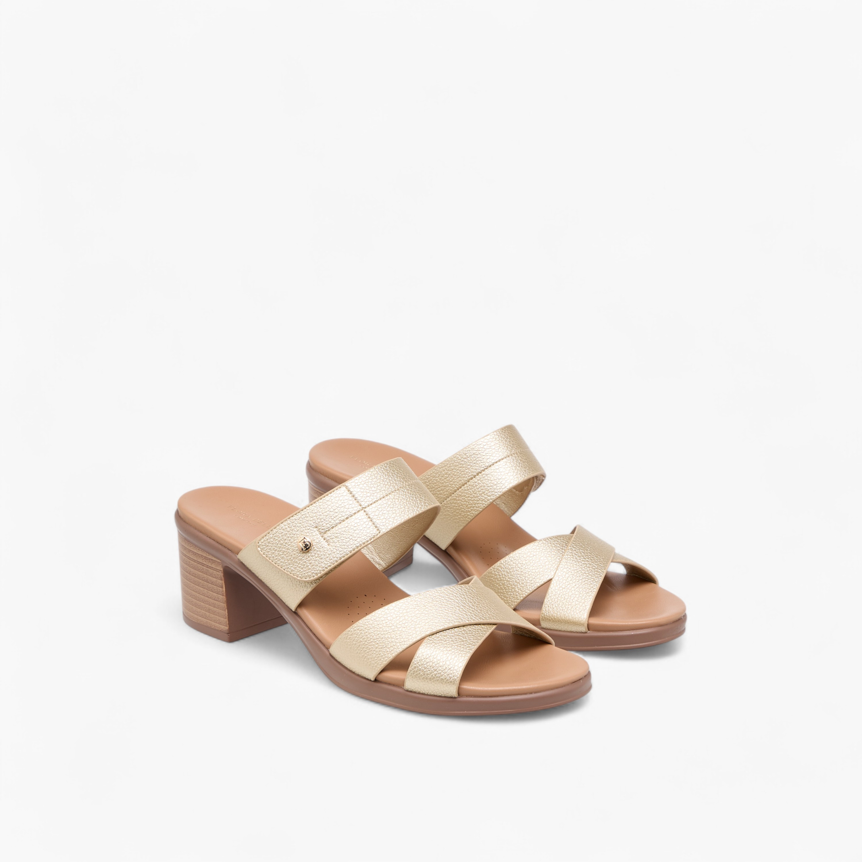 صندل سهل الارتداء بحزام متقاطع وكعب سميك من فلورا بيلا-women-shoes-sandals-heeled-image-1
