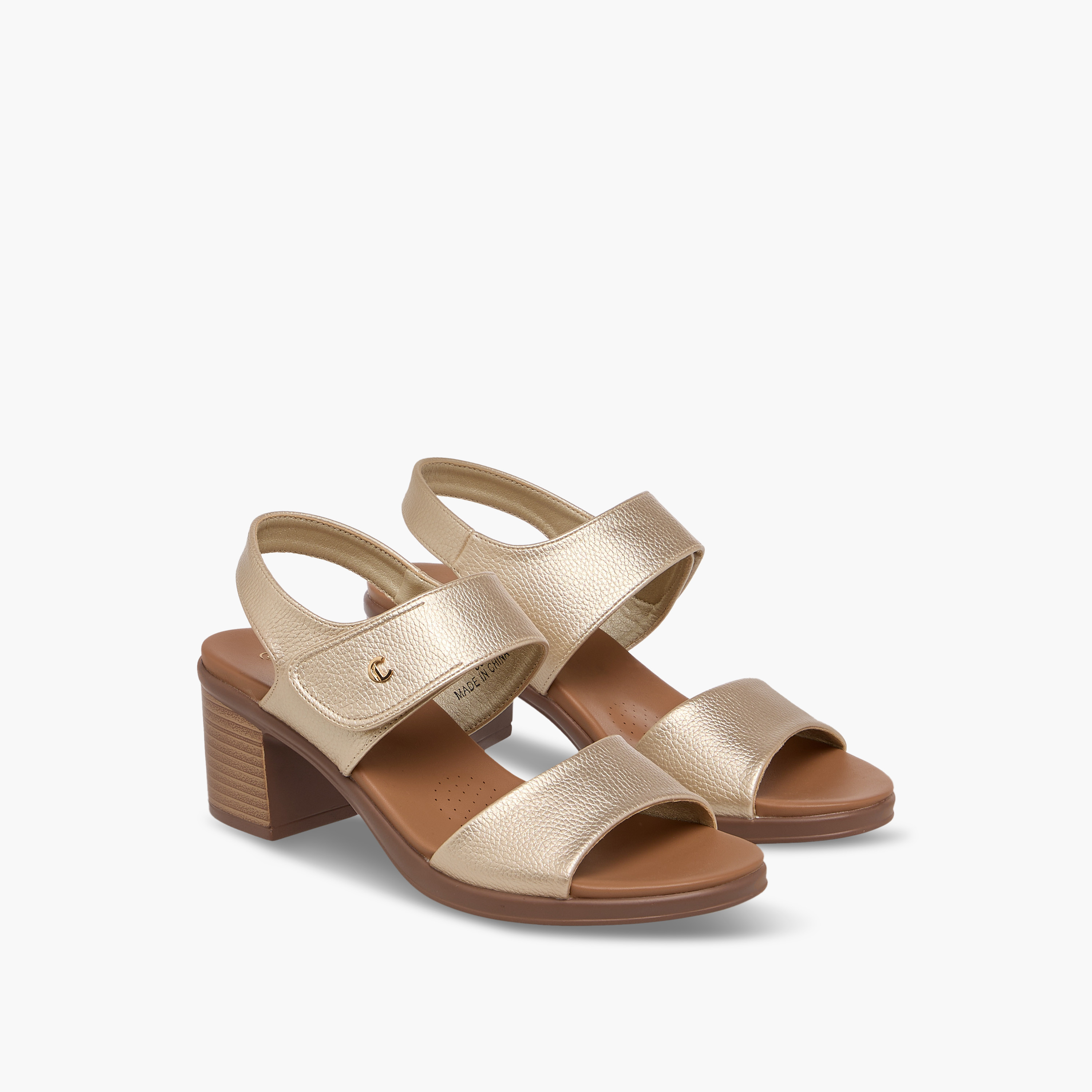صندل سادة بكعب سميك وشريط إغلاق لاصق من لو كونفورت-women-shoes-sandals-heeled-image-1