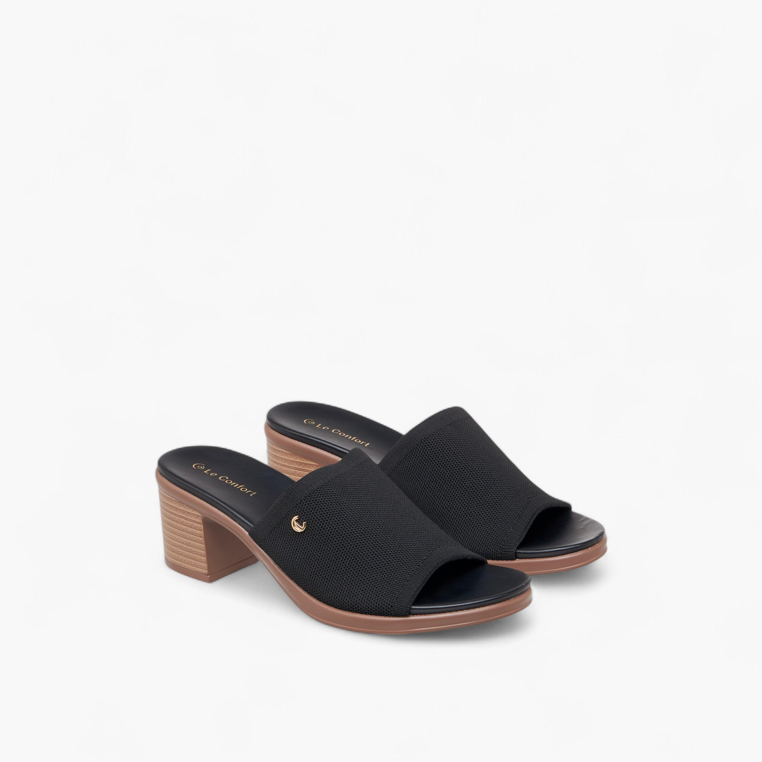 صندل بارز الملمس سهل الارتداء بكعب سميك من لو كونفورت-women-shoes-sandals-heeled-image-1