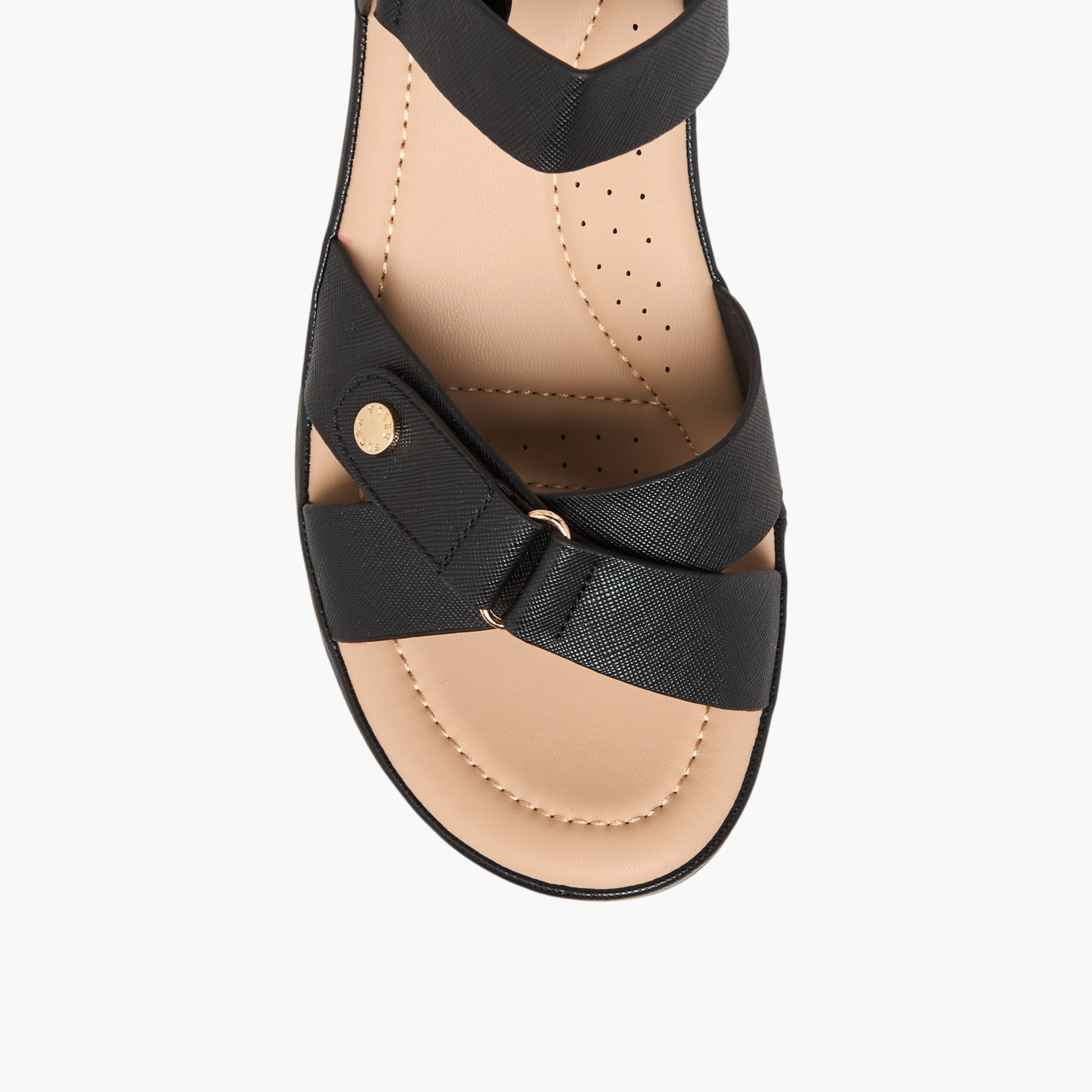 صندل نسائي بكعب ويدج من فلورا بيلا-women-shoes-sandals-heeled-image-4