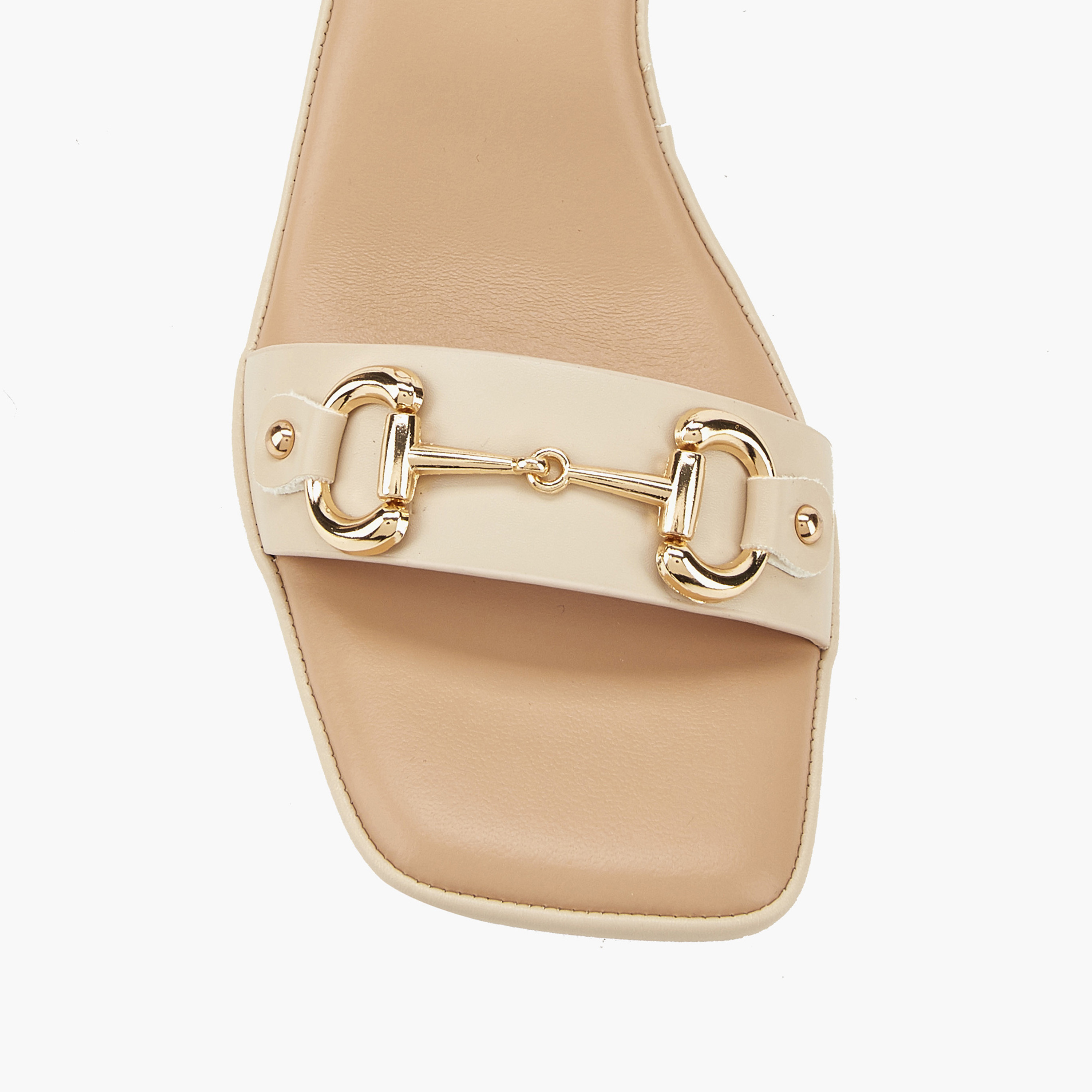 صندل بحزام خلفي وإبزيم إغلاق وزينة معدن من بابريكا-women-shoes-heels-image-4