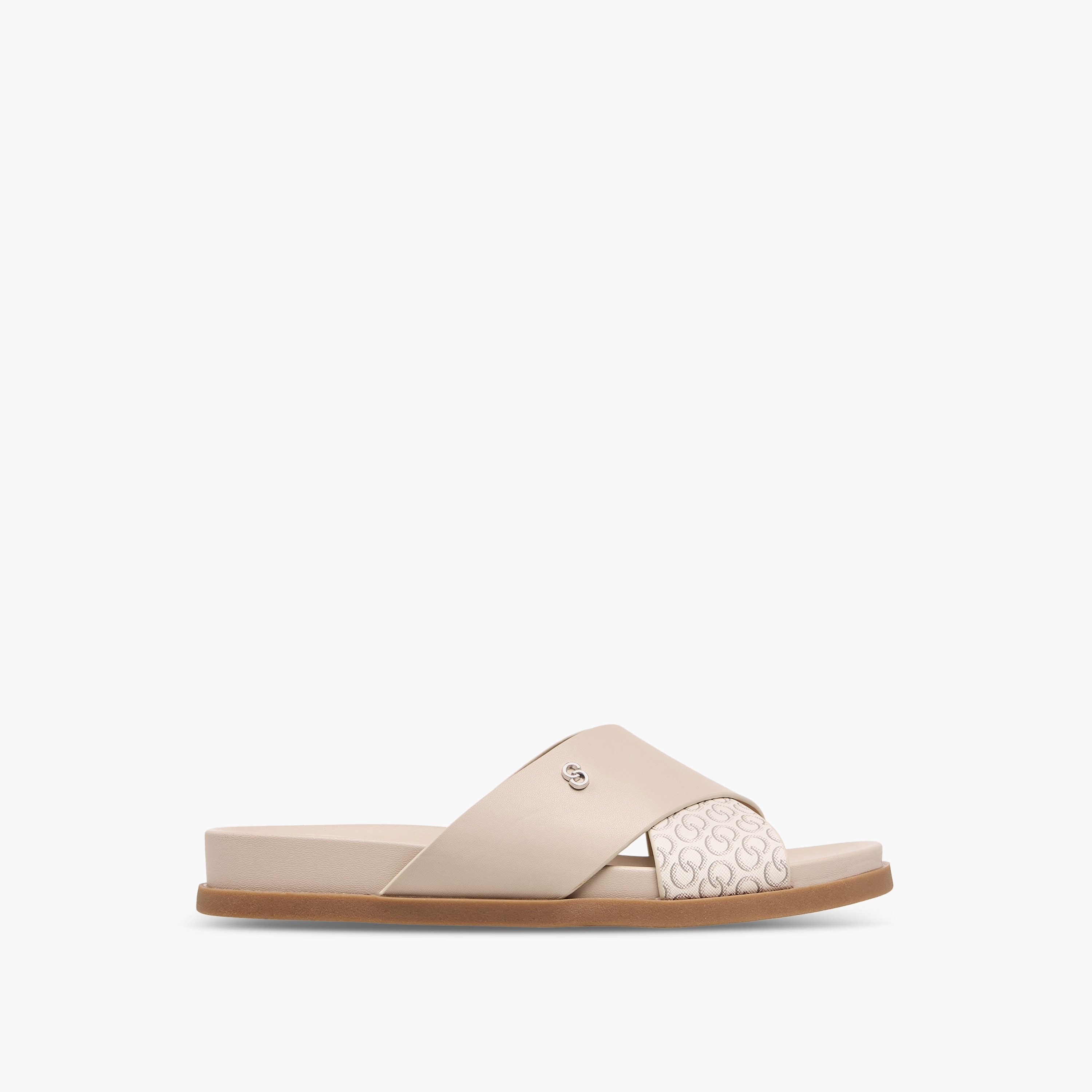 صندل بحزام متقاطع وطبعات مونوجرام للنساء من سيليست-women-shoes-flats-sandals-image-3