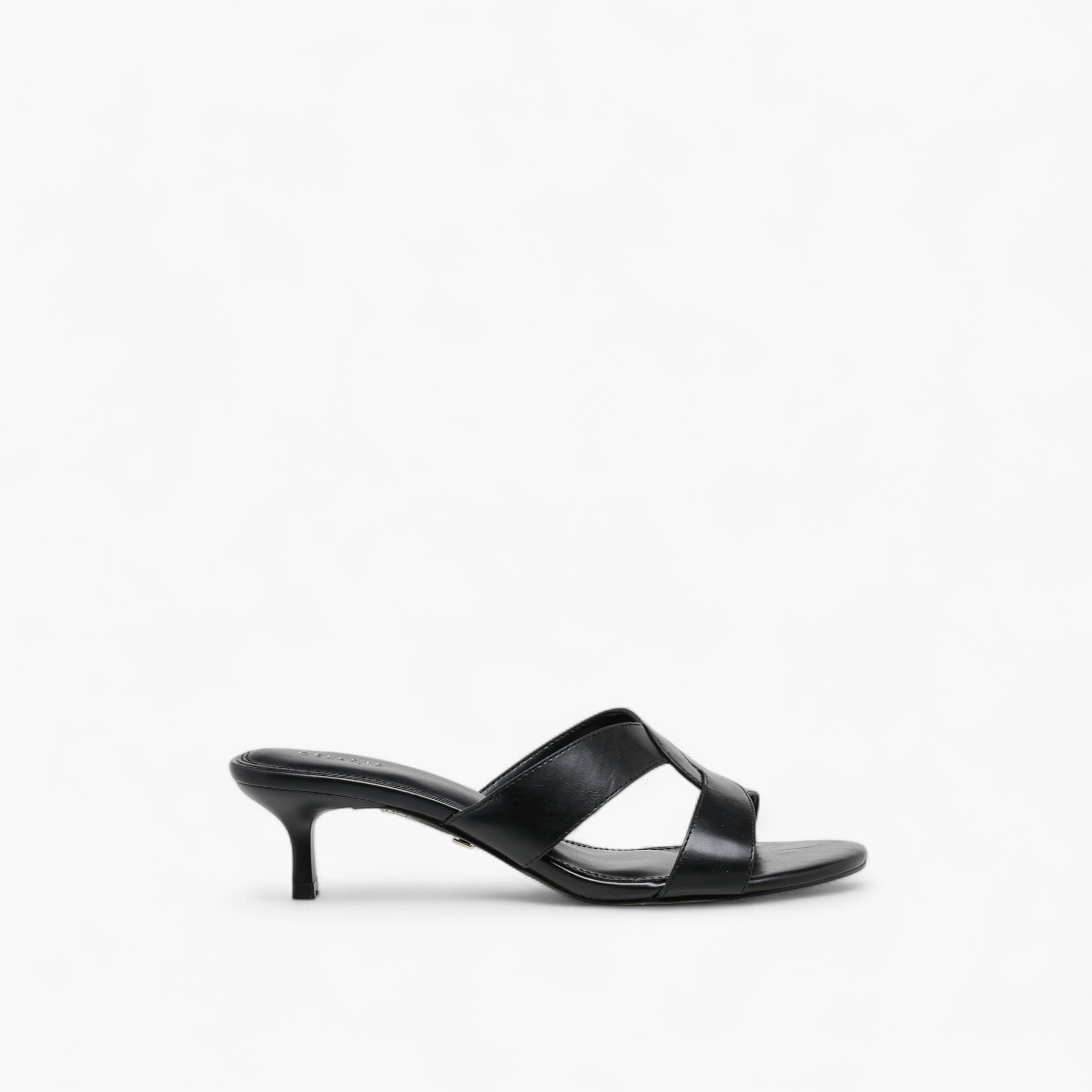 صندل سهل الارتداء بكعب صغير وتفاصيل مفرغة للنساء من سيليست-women-shoes-sandals-heeled-image-8