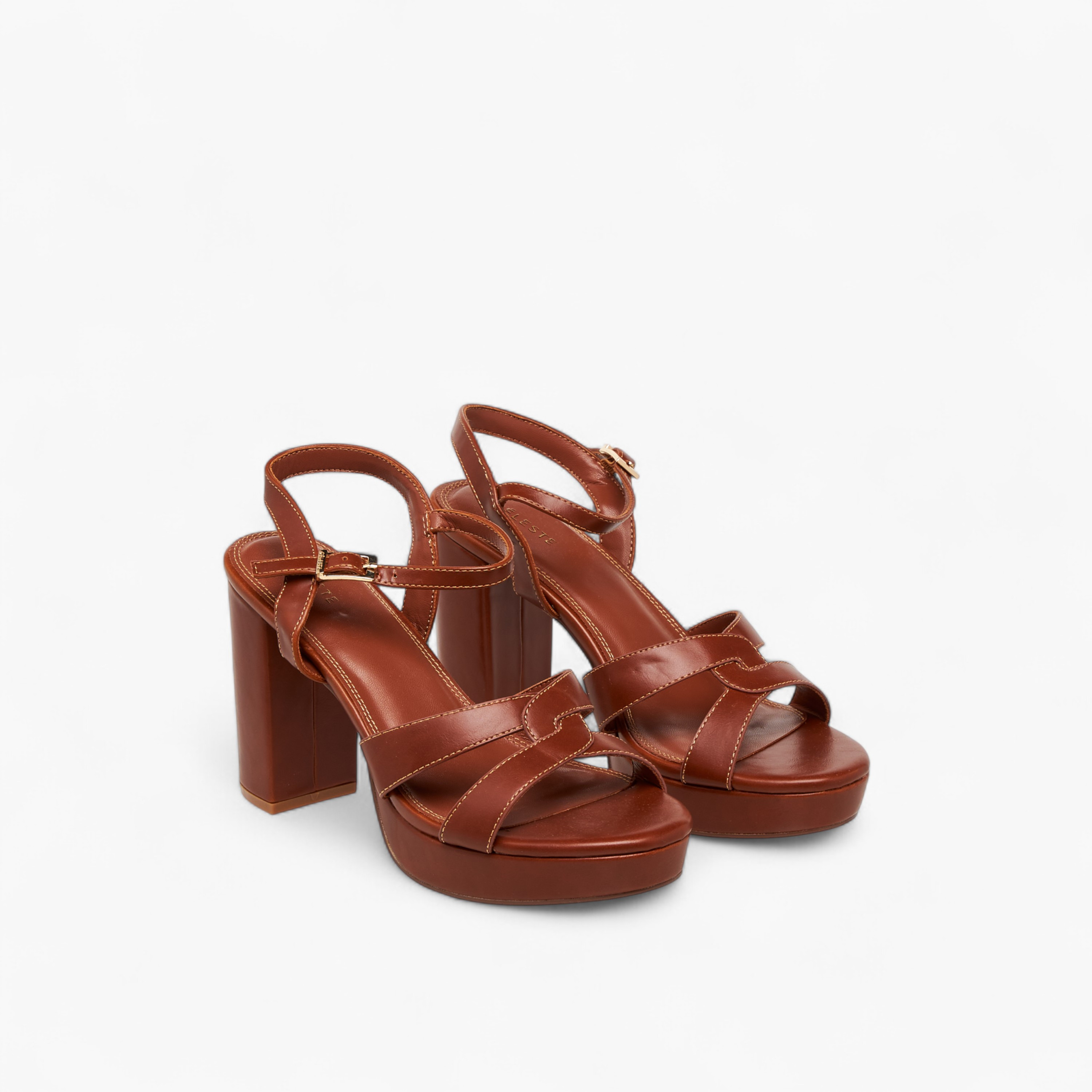 صندل بأحزمة وإغلاق إبزيم وكعب سميك للنساء من سيليست-women-shoes-sandals-heeled-image-6