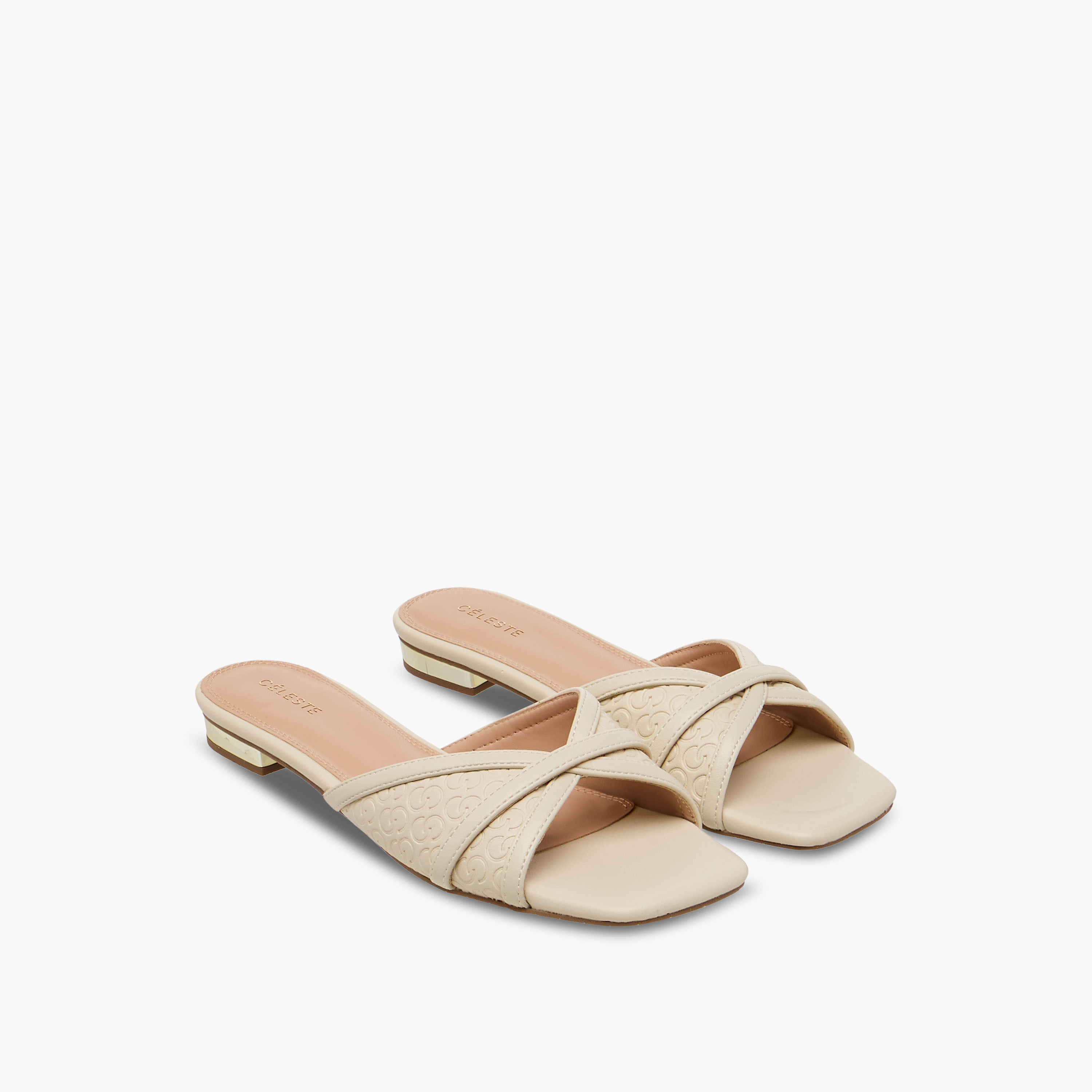 صندل بنقوش مونوجرام للنساء من سيليست-women-shoes-flats-sandals-image-1