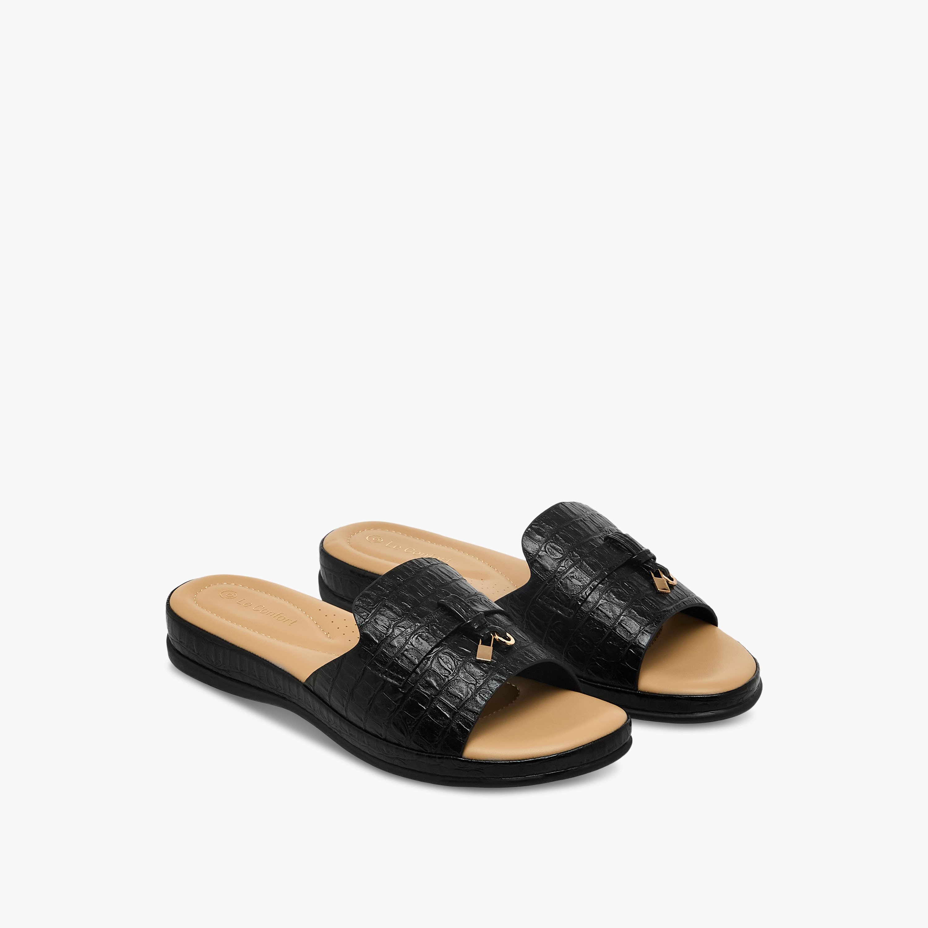 صندل بارز الملمس للنساء من لو كونفورت-women-shoes-flats-sandals-image-1