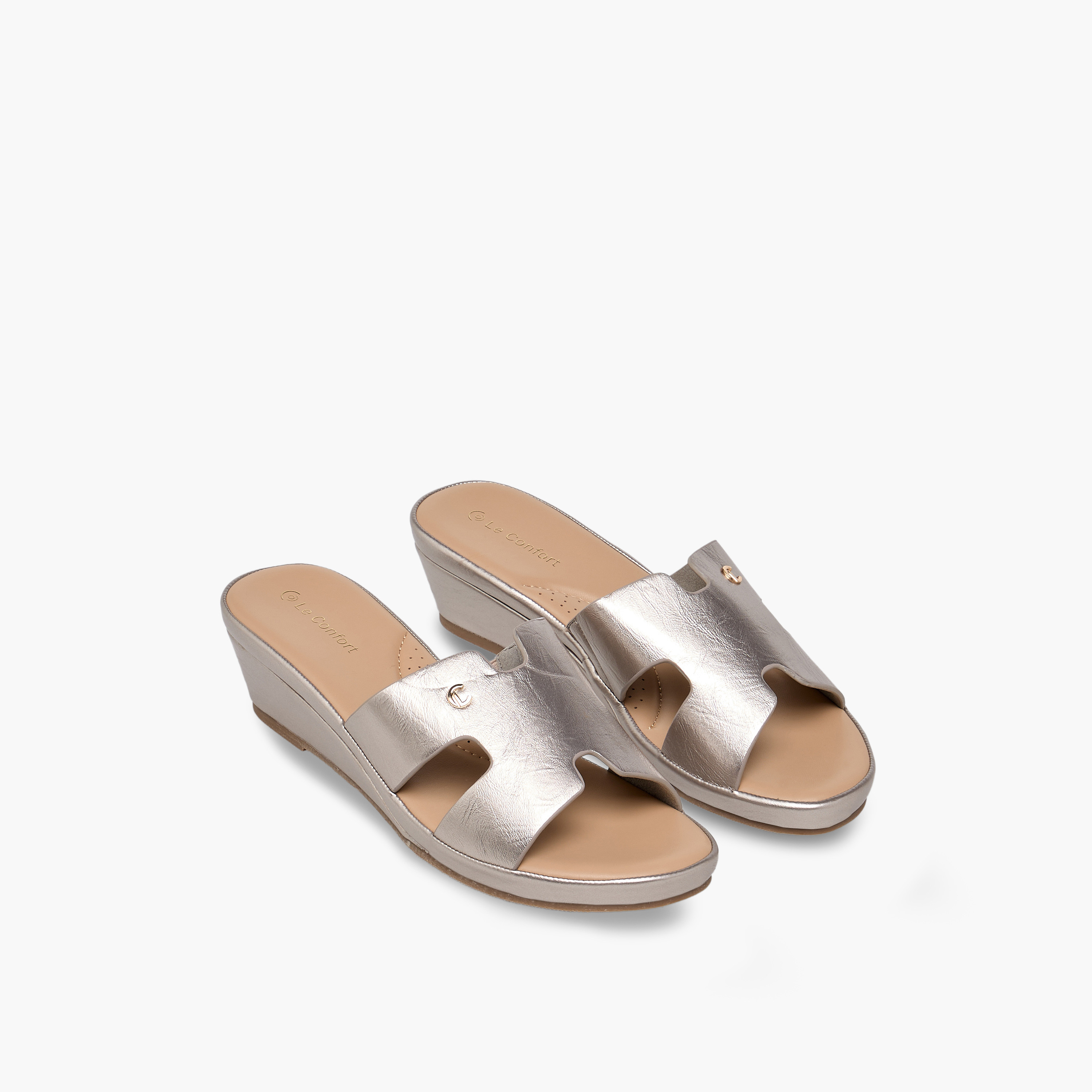 صندل بكعب ويدج سهل الارتداء للنساء من لو كونفورت-women-shoes-sandals-heeled-image-1