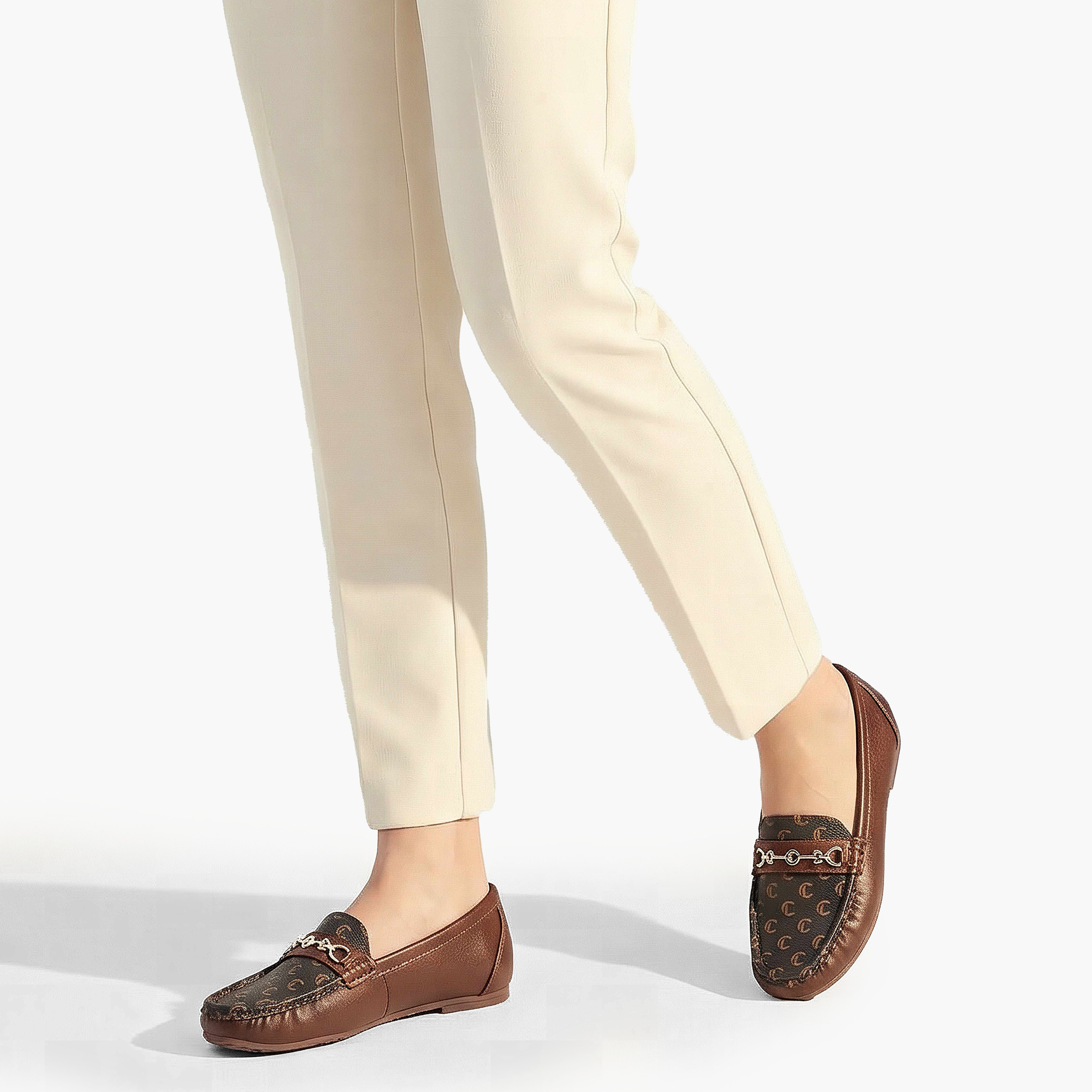 حذاء لوفر نسائي سهل الارتداء من لو كونفورت-women-shoes-flats-loafers-image-2