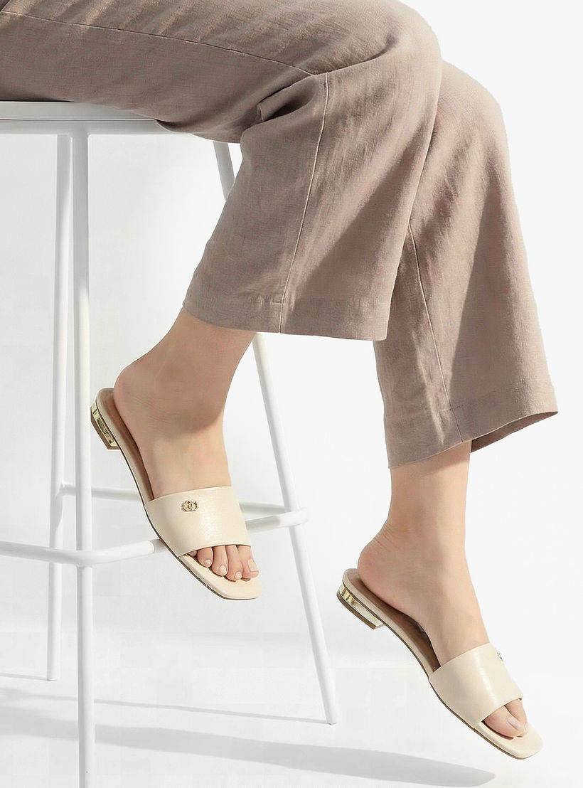 صندل مسطح سادة للنساء من سيليست-women-shoes-flats-sandals-image-6