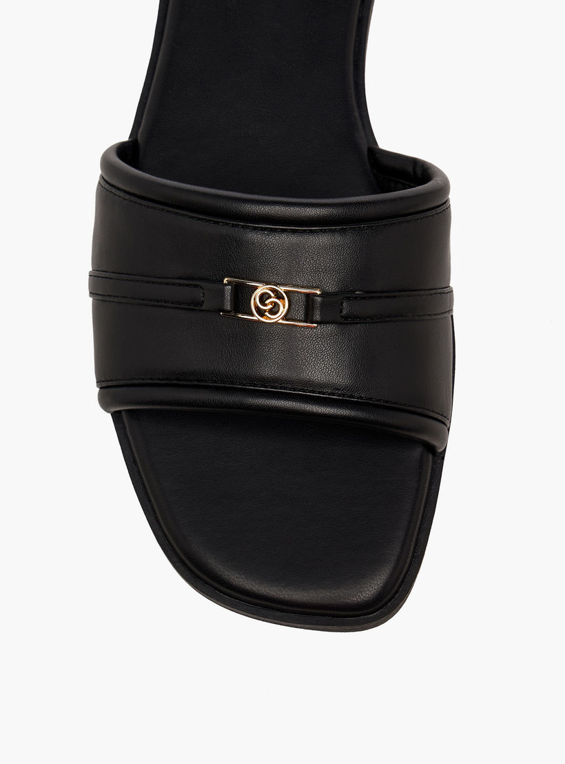 صندل مسطح بزينة معدنية للنساء من سيليست-women-shoes-flats-sandals-image-5