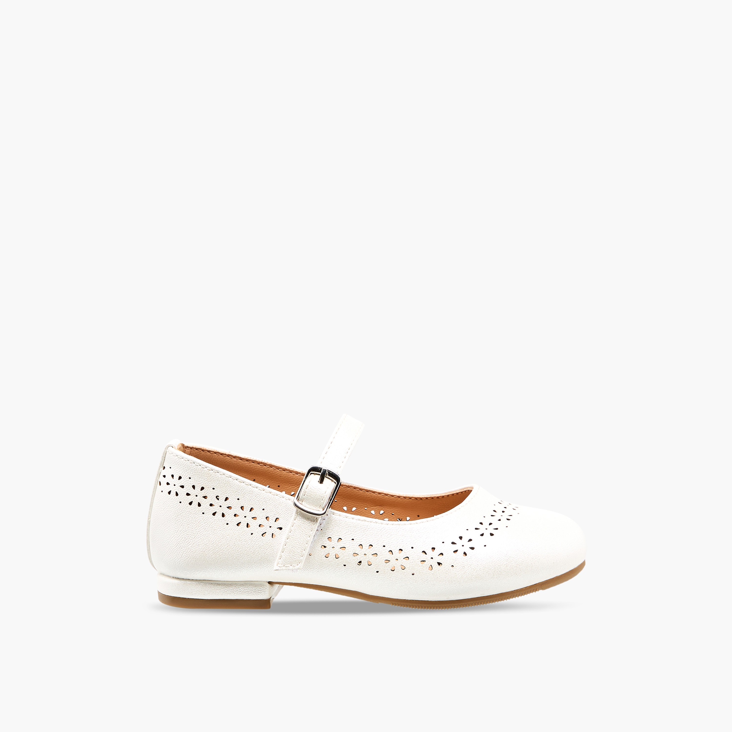 حذاء ماري جين بتفاصيل مفرغة بالليزر للبنات من جونيورز-girls-shoes-maryjanes-image-3