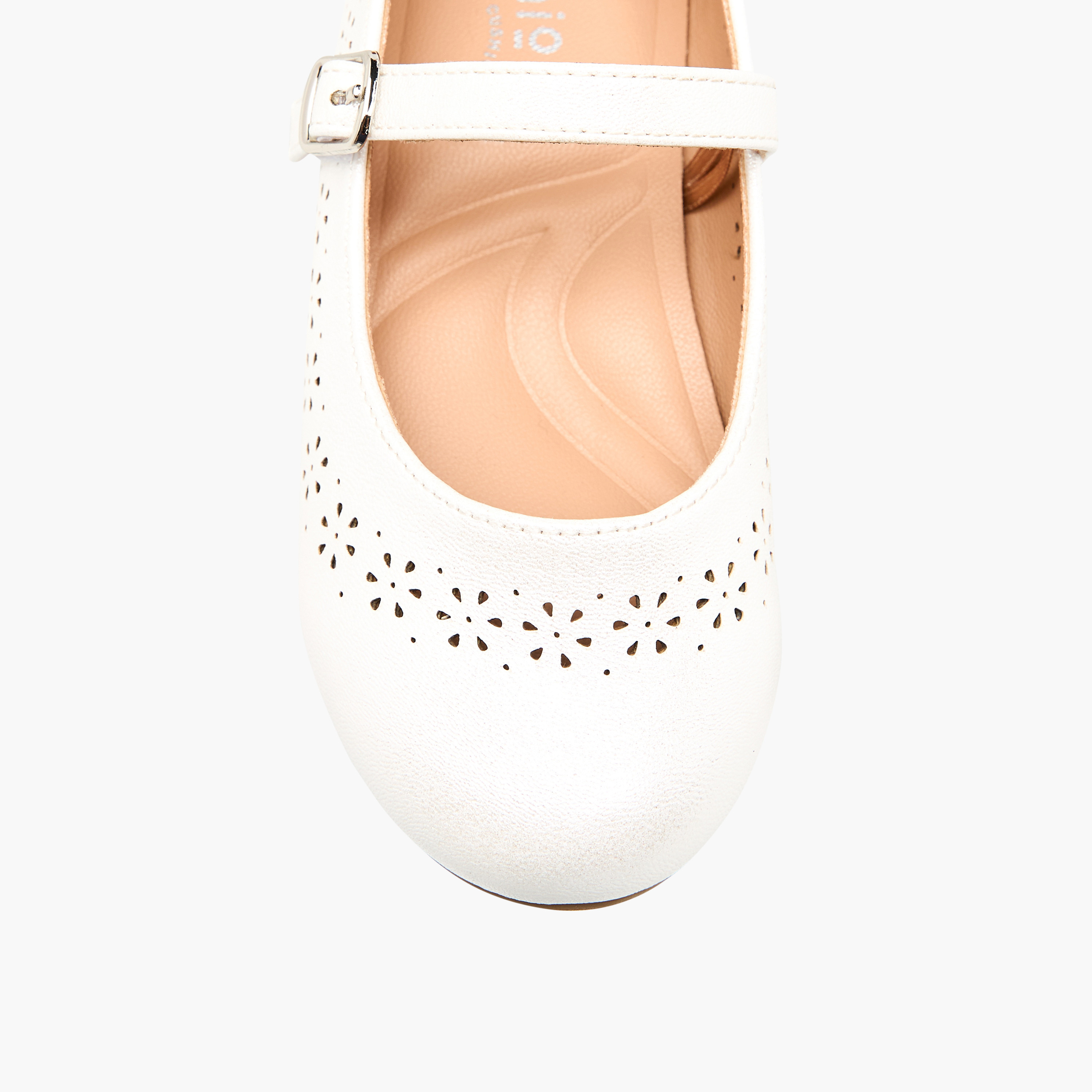 حذاء ماري جين بتفاصيل مفرغة بالليزر للبنات من جونيورز-girls-shoes-maryjanes-image-4