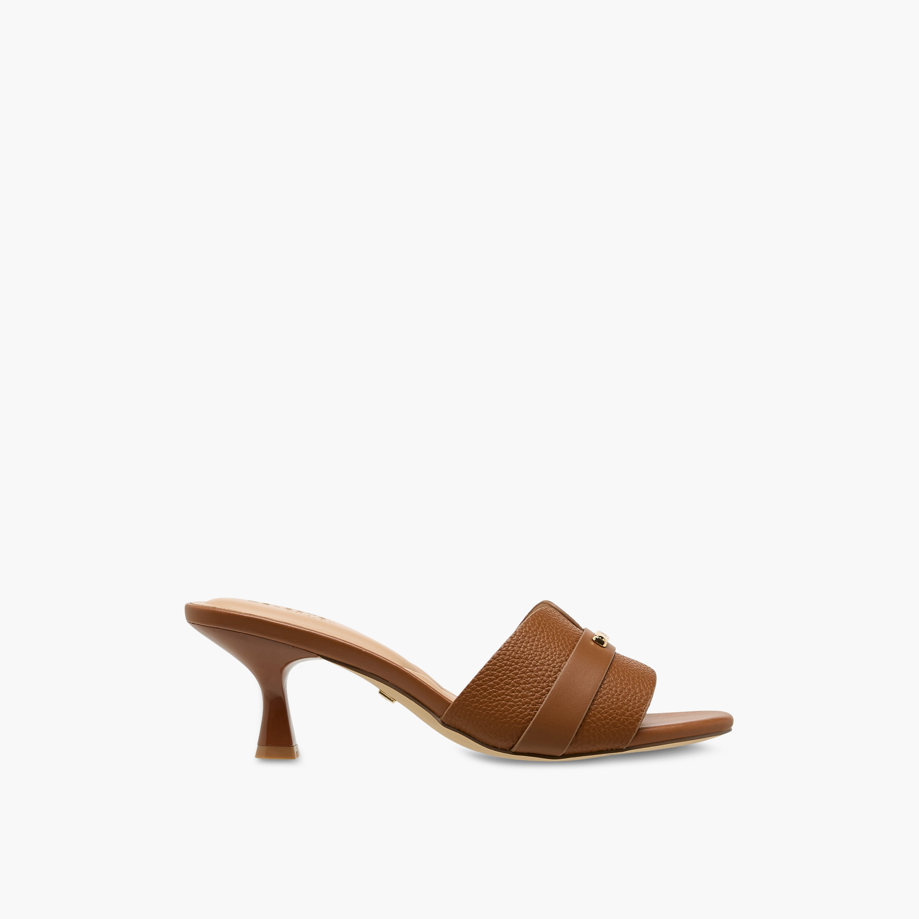 صندل بكعب صغير للنساء من سيليست-women-shoes-sandals-heeled-image-3
