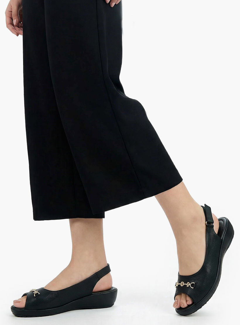 صندل بشريط إغلاق لاصق للنساء من لو كونفورت-women-shoes-sandals-heeled-image-2
