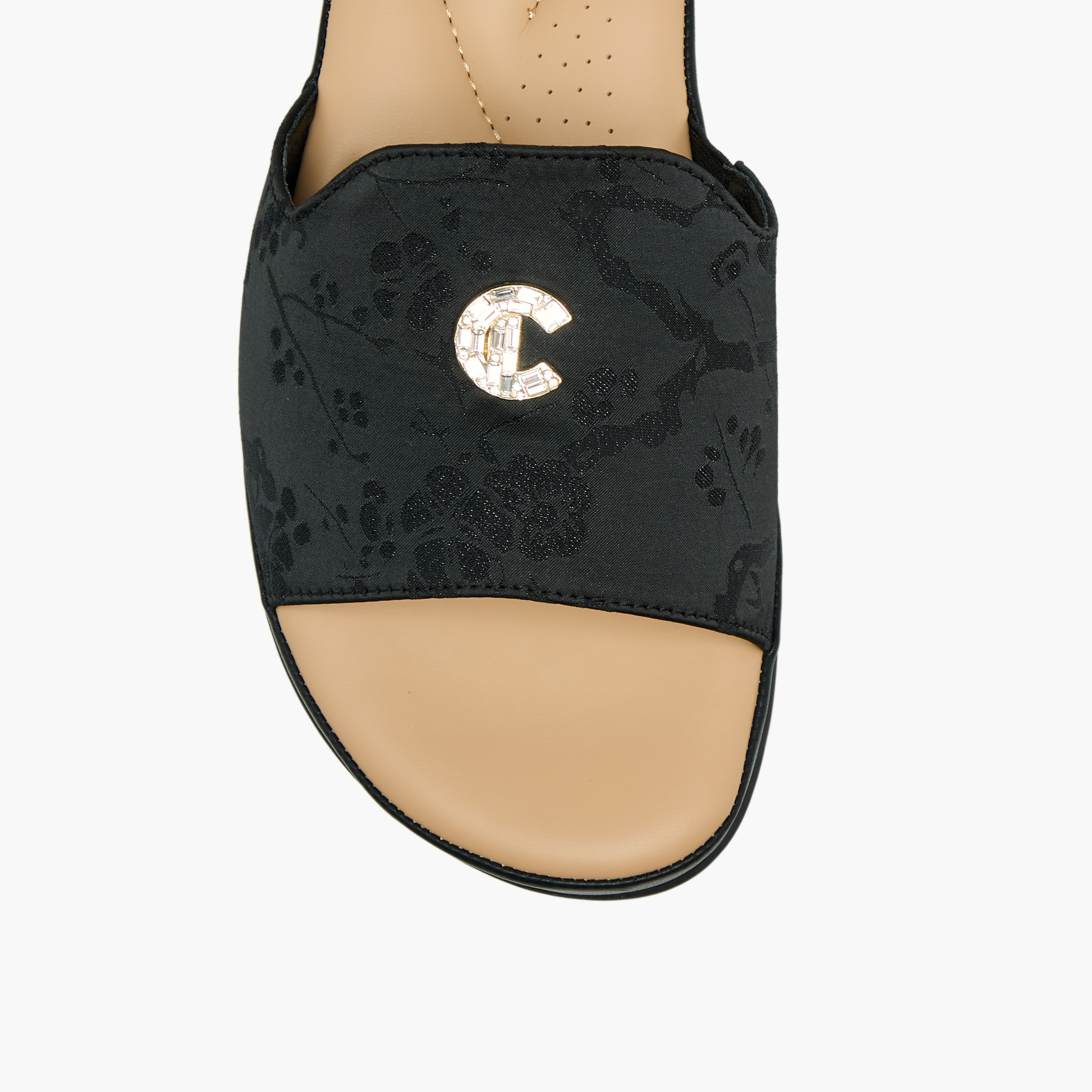 صندل مزين سهل الارتداء للنساء من لو كونفورت-women-shoes-flats-sandals-image-4