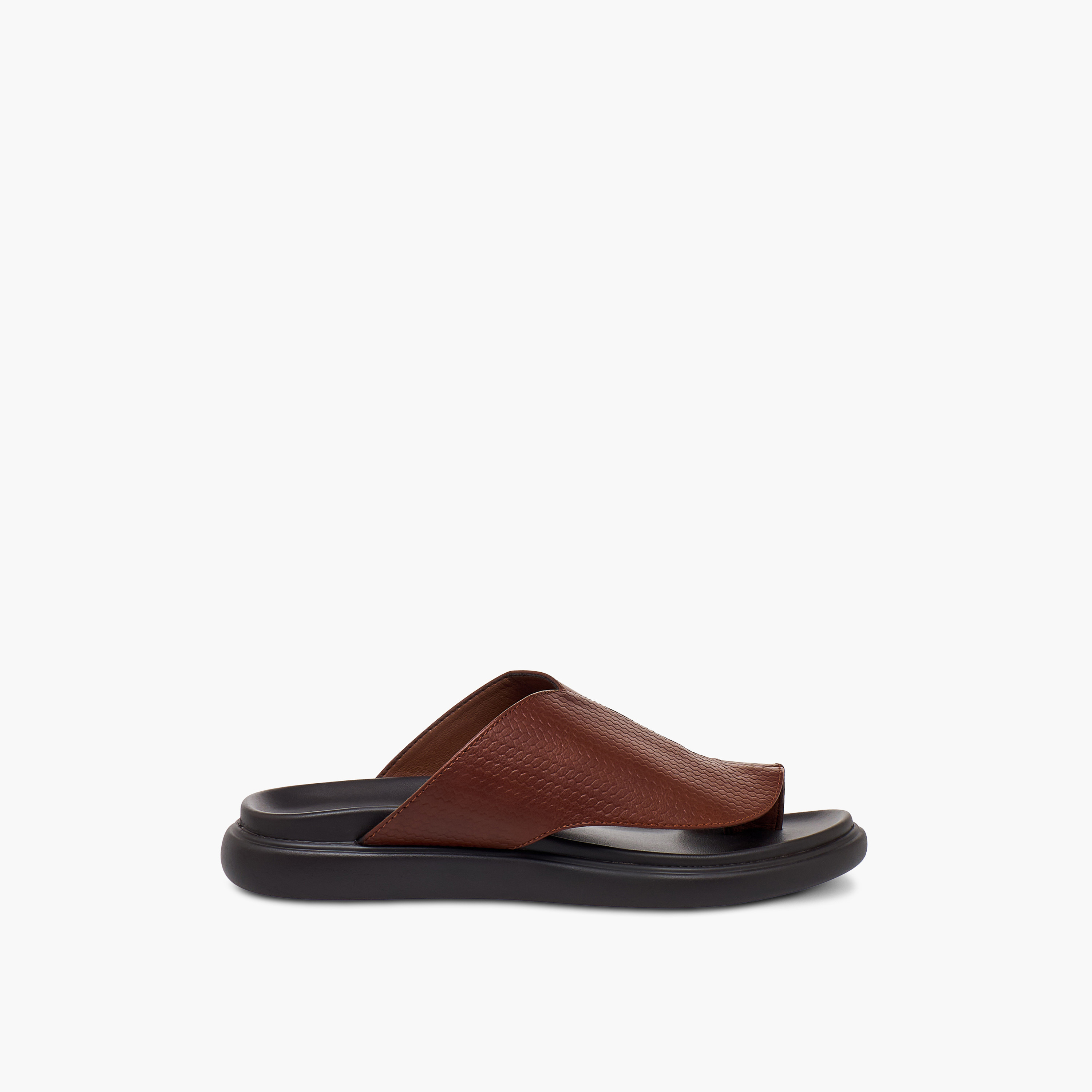 صندل عربي بارز الملمس للرجال من إل بي إل من شو إكسبرس-men-shoes-sandals-image-3