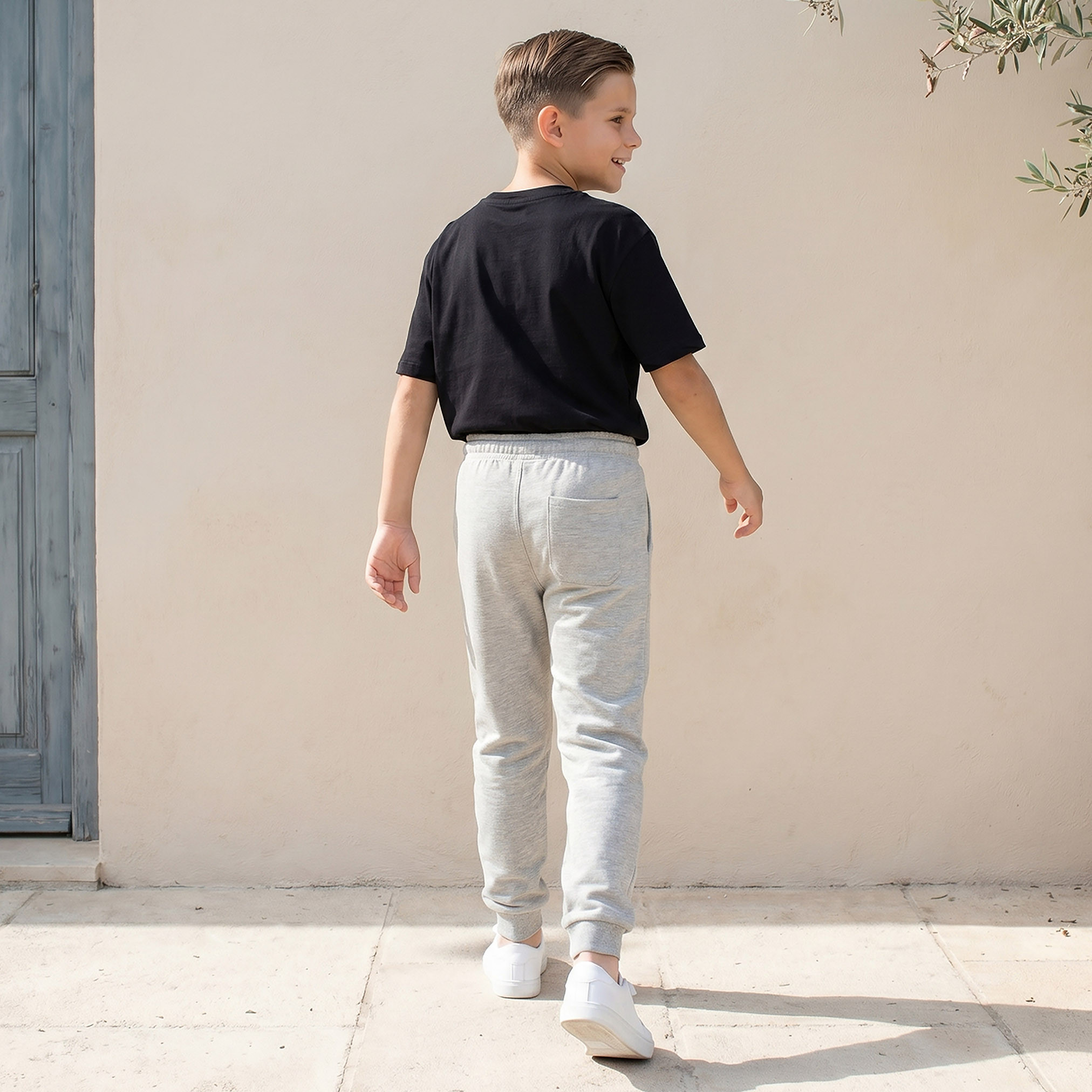 بنطلون رياضي سادة برباط وتفاصيل جيوب من جونيورز-boys-clothing-bottoms-joggersandtrackpants-image-3