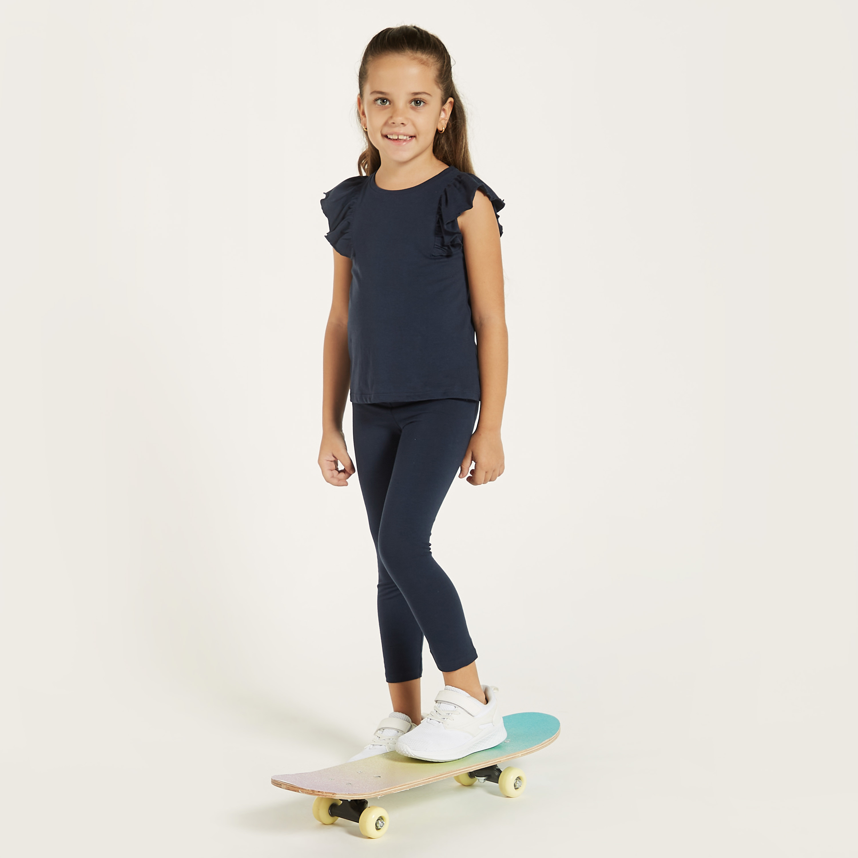 بلوزات سادة بأكمام مكشكشة من جونيورز - طقم من قطعتين-girls-clothing-tshirts-image-4