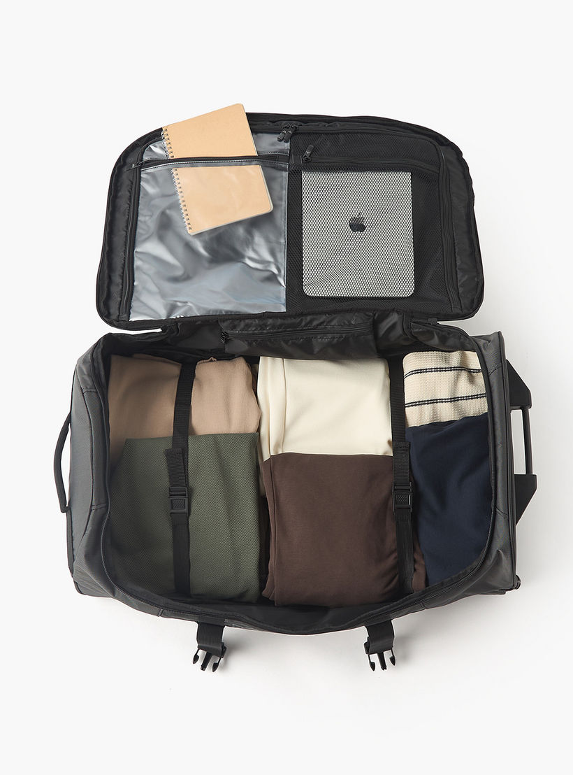 شنطة دافل بسحاب إغلاق وبمقبض سحب وطبعات من كابا-travel-luggagesandbags-dufflebags-image-10