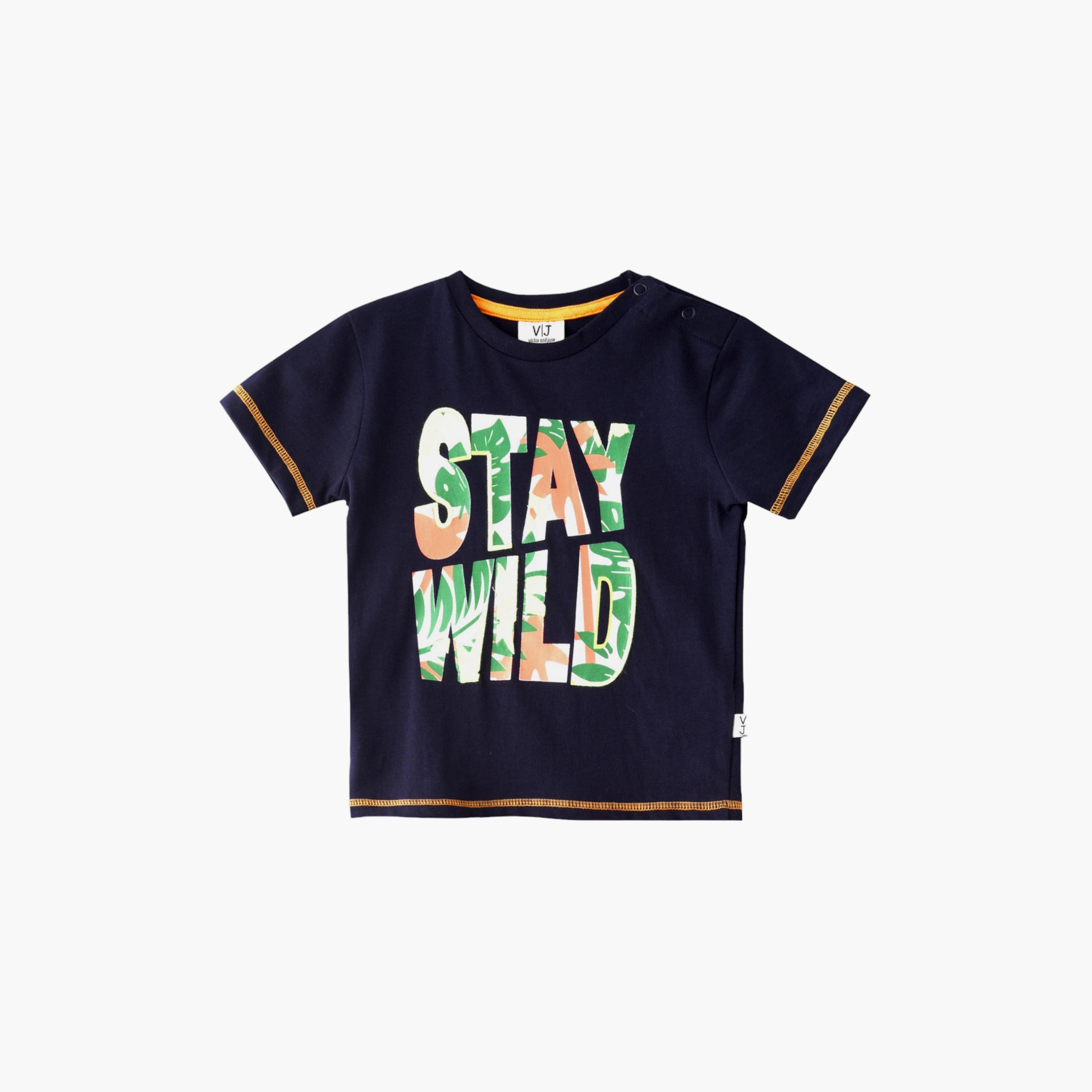 طقم تي شيرت بأكمام قصيرة وشورت بطبعة ستاي وايلد من فيكتور اند جين-baby-boys-clothing-setsandcoords-image-2