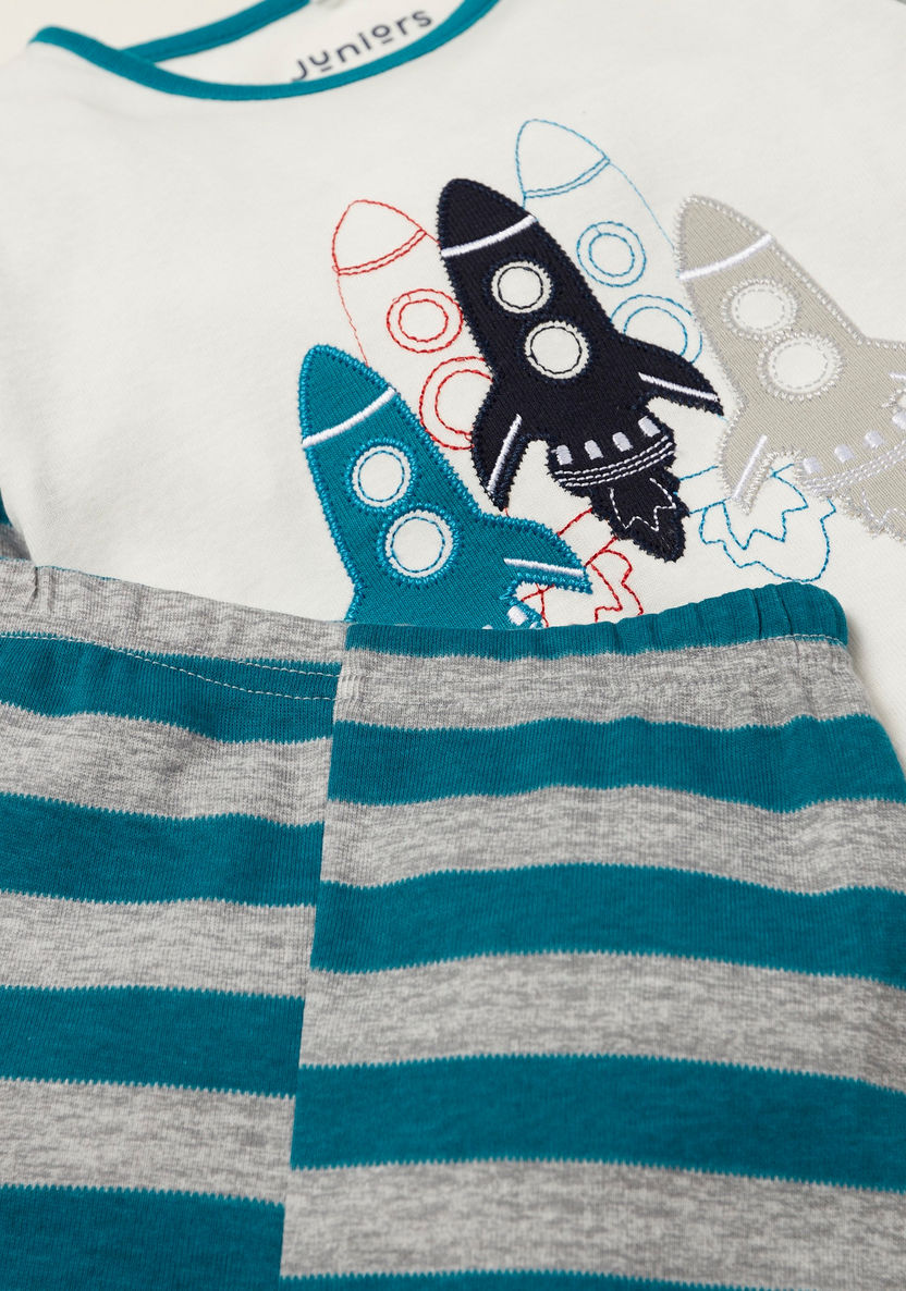 Juniors Embroidered T-shirt with Long Sleeves and Striped Pyjama Set-Pyjama Sets-image-4