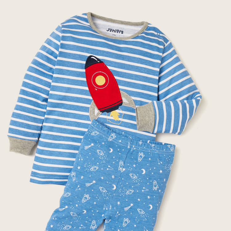 Juniors Striped T-shirt and All-Over Printed Pyjama Set