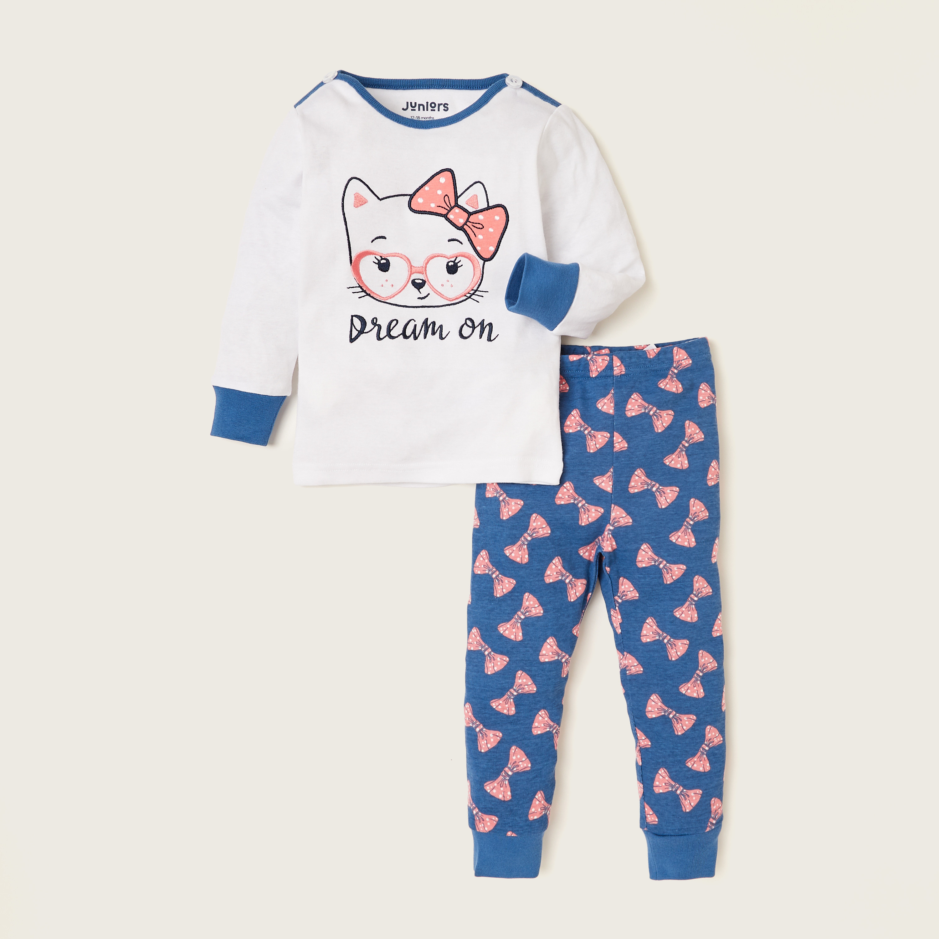 Juniors Graphic Print T-shirt and All-Over Printed Pyjama Set-baby-girls-clothing-nightwear-pyjamasets-image-1