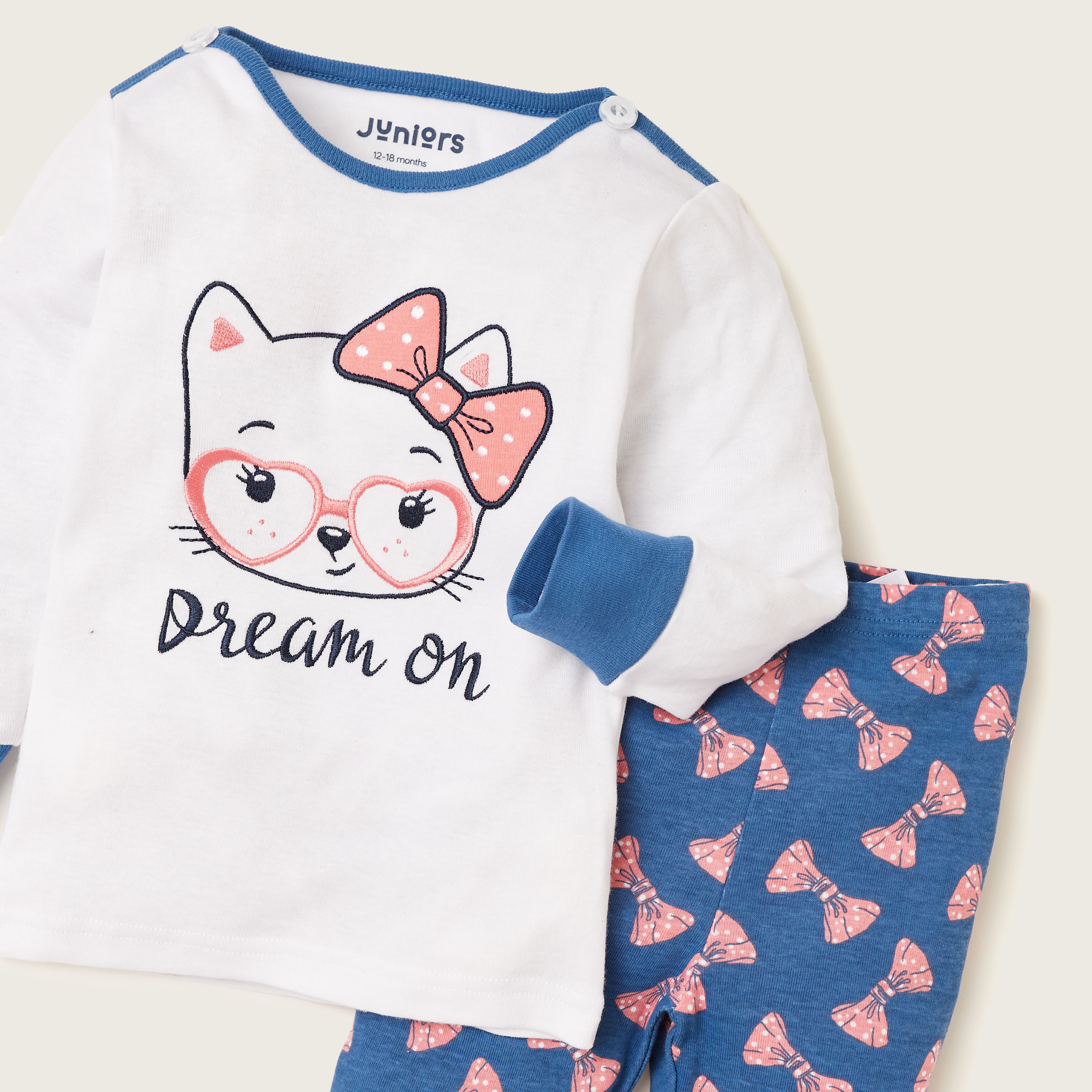 Juniors Graphic Print T-shirt and All-Over Printed Pyjama Set-baby-girls-clothing-nightwear-pyjamasets-image-4