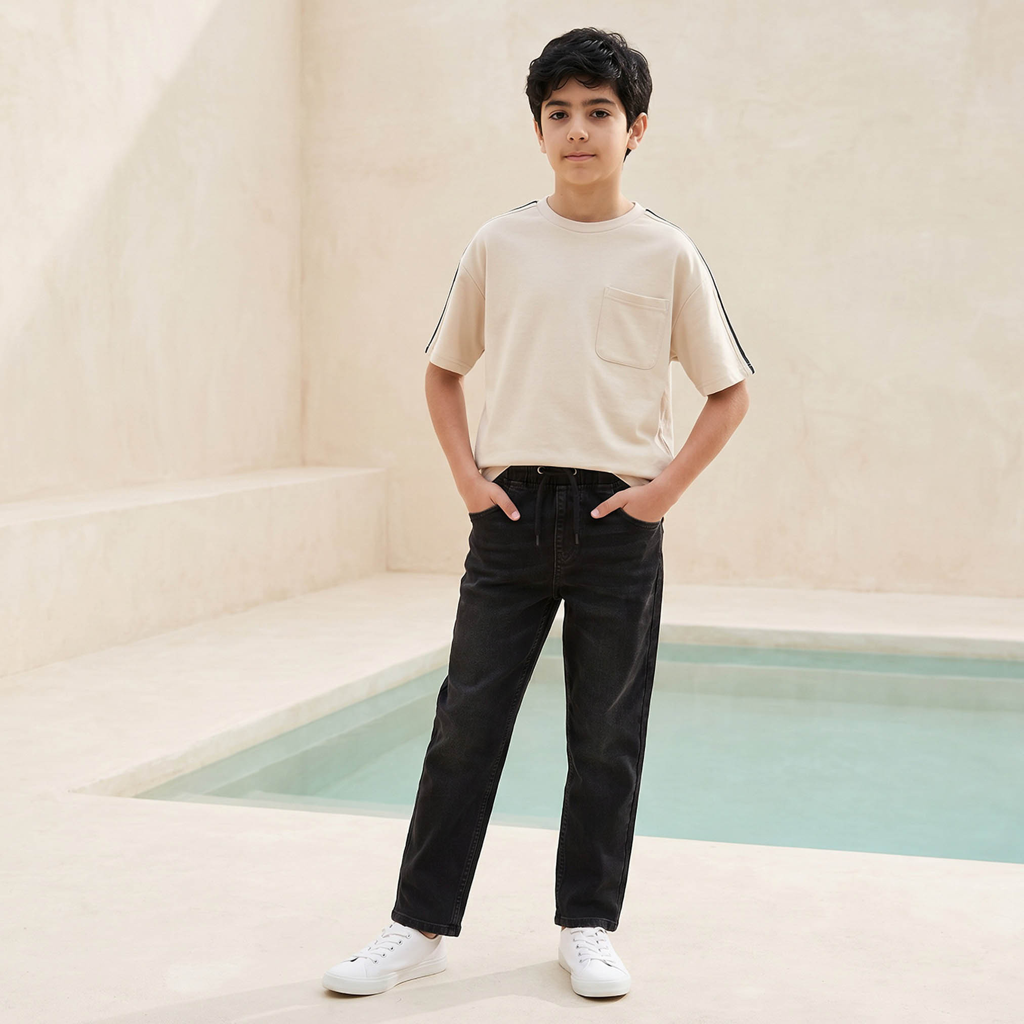 Juniors Drawstring Waistband Jeans with Pockets-boys-clothing-bottoms-jeans-image-2