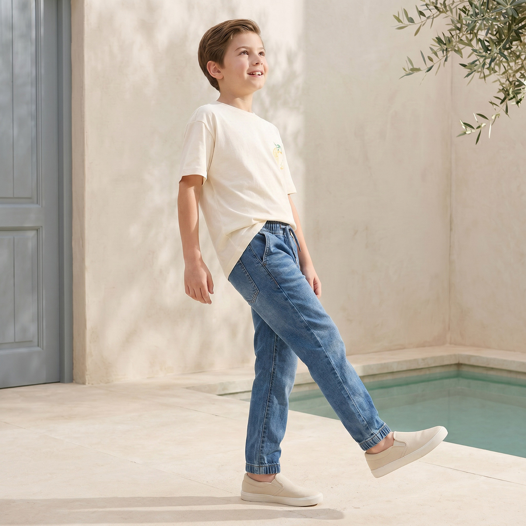 Juniors Drawstring Waistband Jeans with Pockets-boys-clothing-bottoms-jeans-image-5