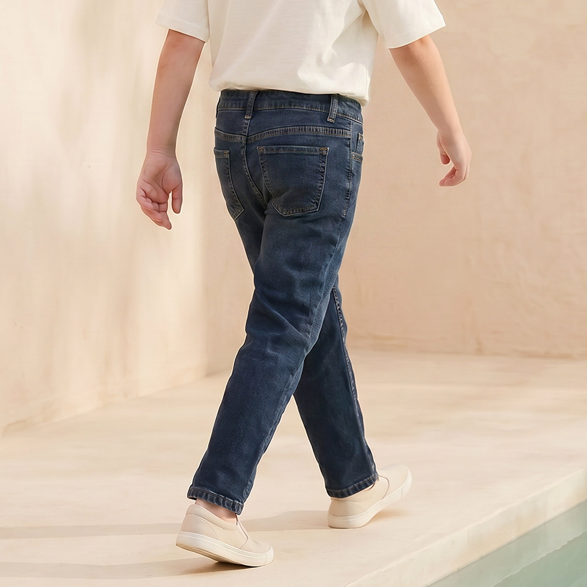بنطلون جينز بخصر متوسط الارتفاع وجيوب من جونيورز-boys-clothing-bottoms-jeans-image-3